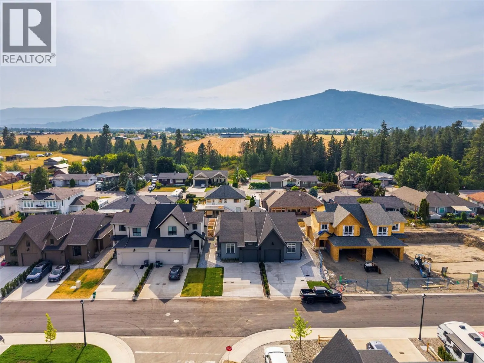 2459 Bradley Drive Unit# 101 Lot# 5