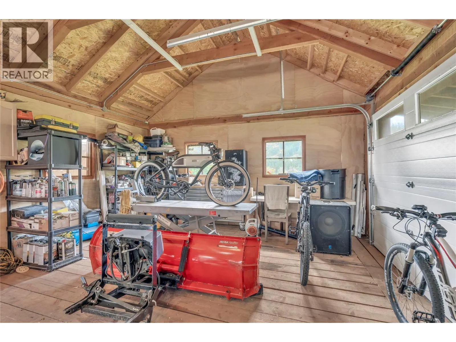 3789 McLean Creek Road