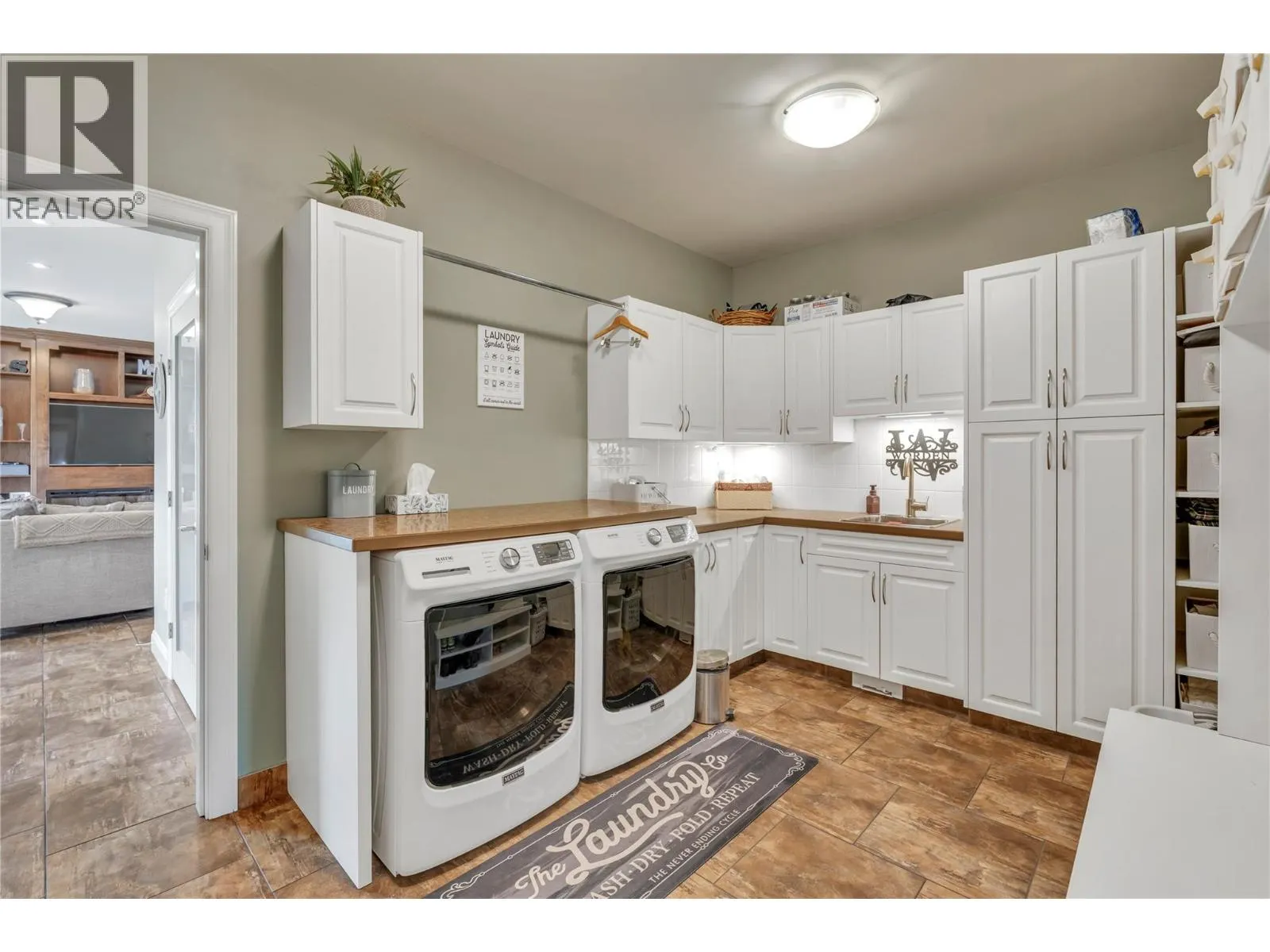 3789 McLean Creek Road