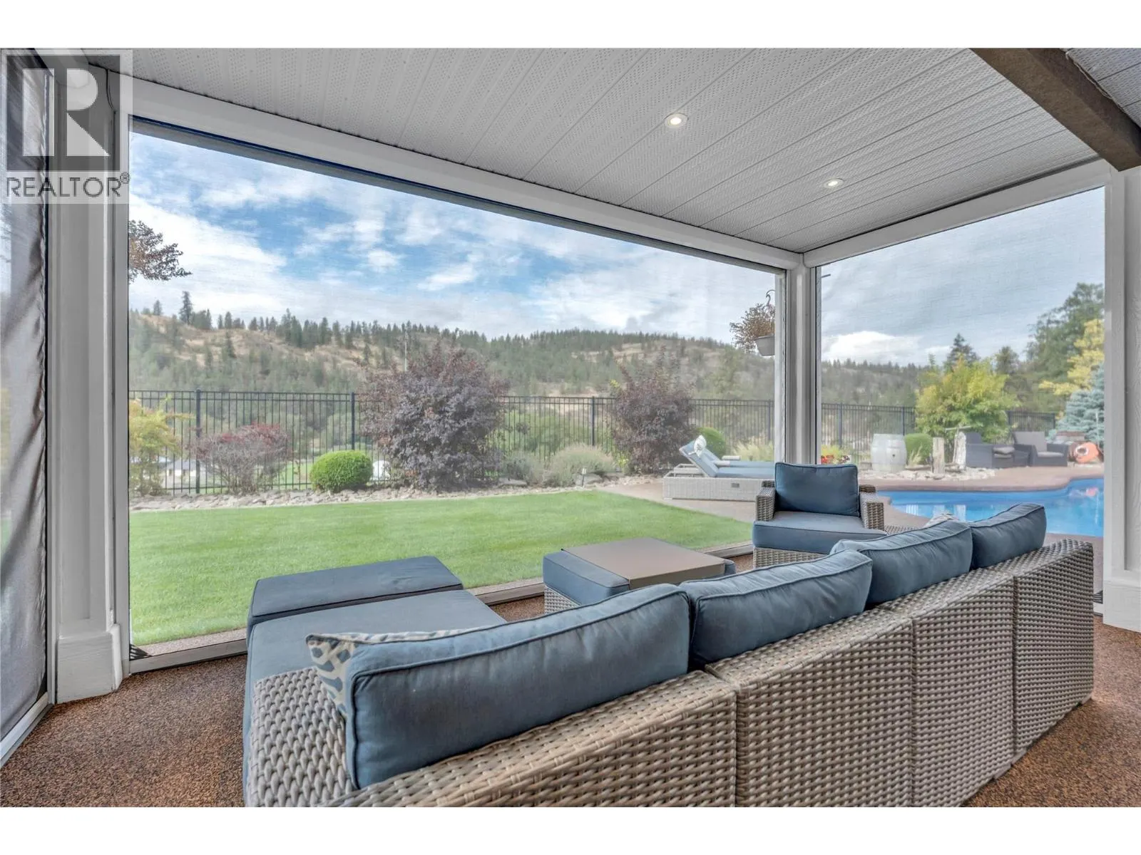 3789 McLean Creek Road