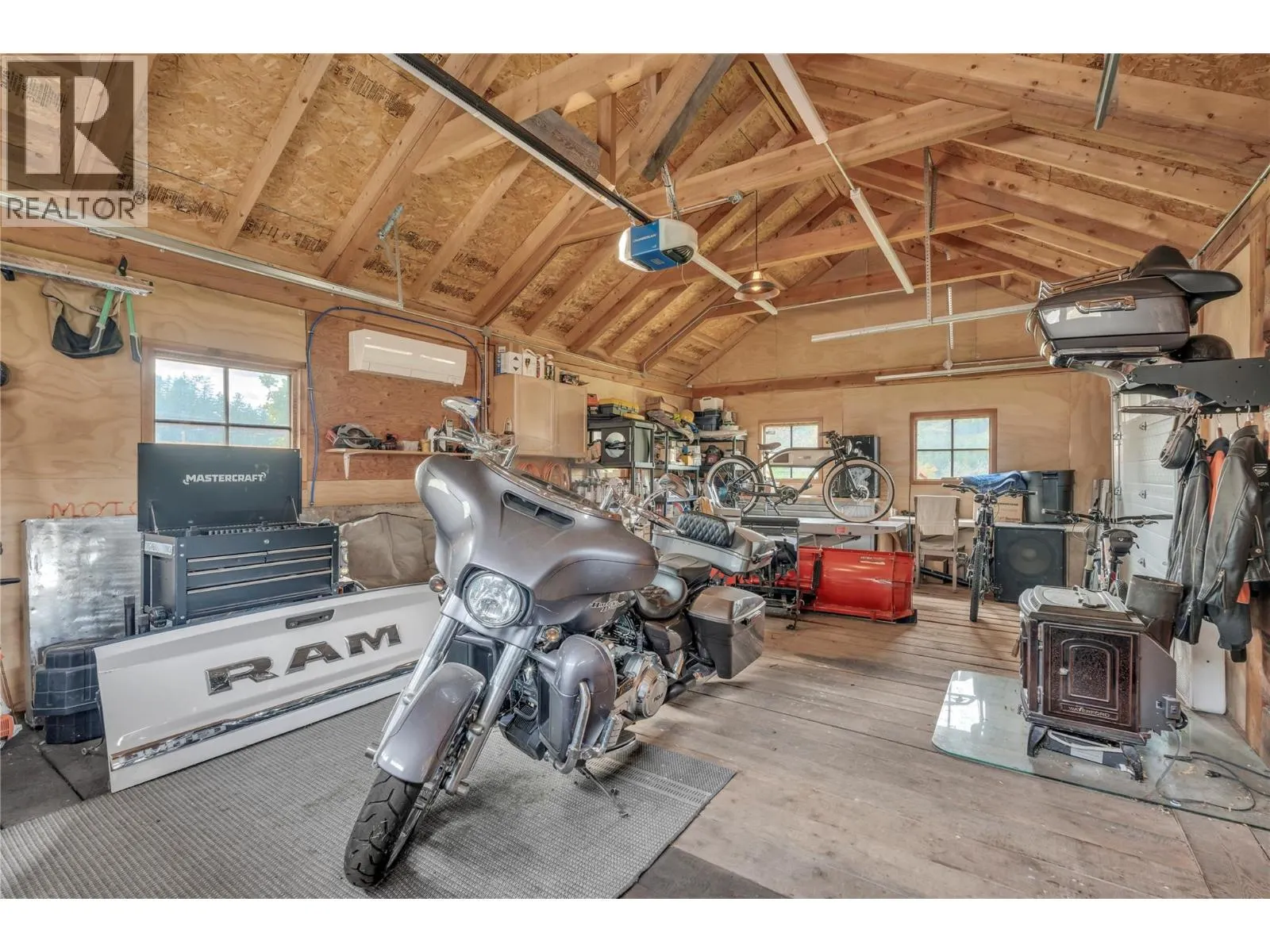 3789 McLean Creek Road
