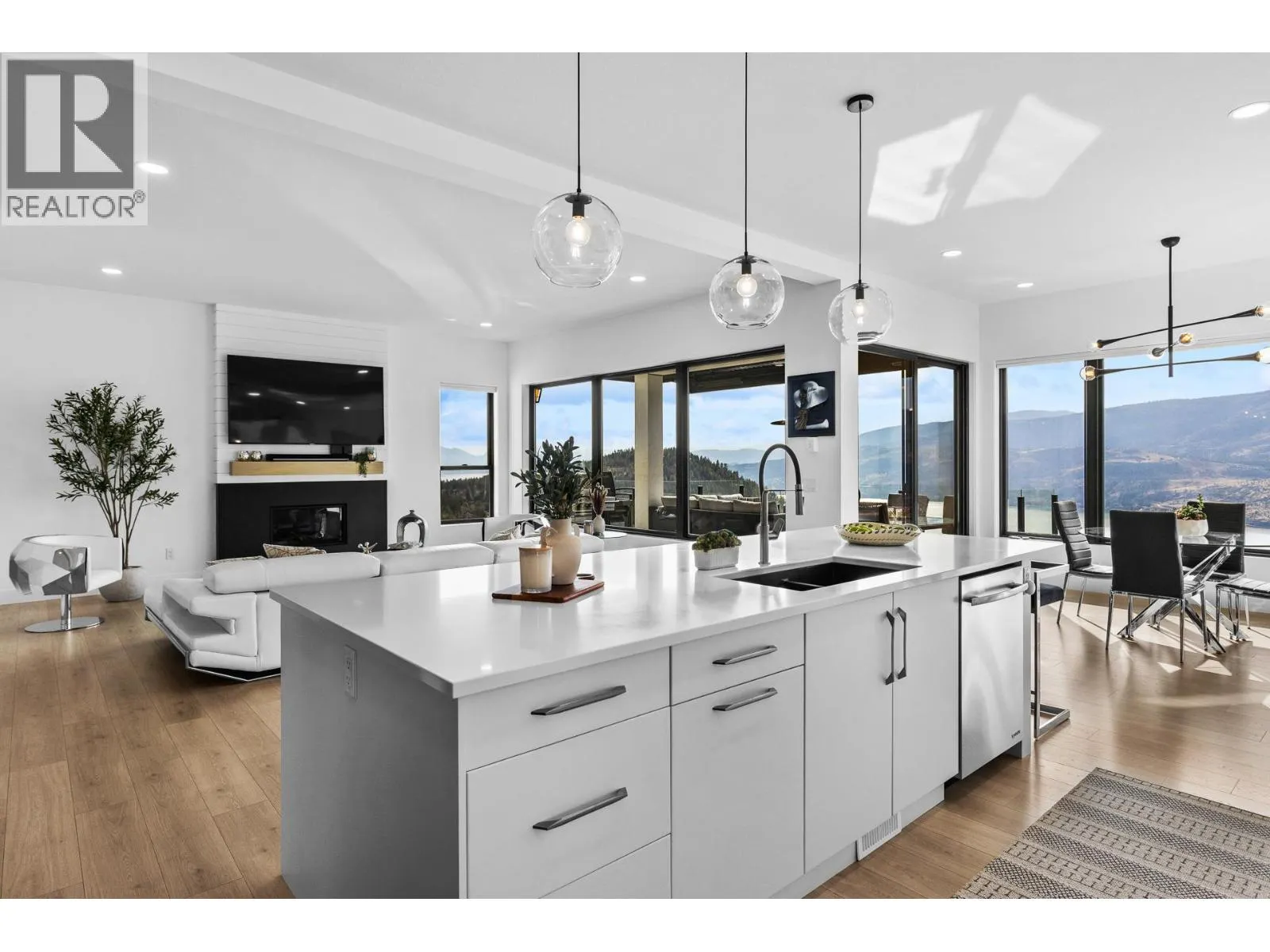 1539 Rocky Point Drive