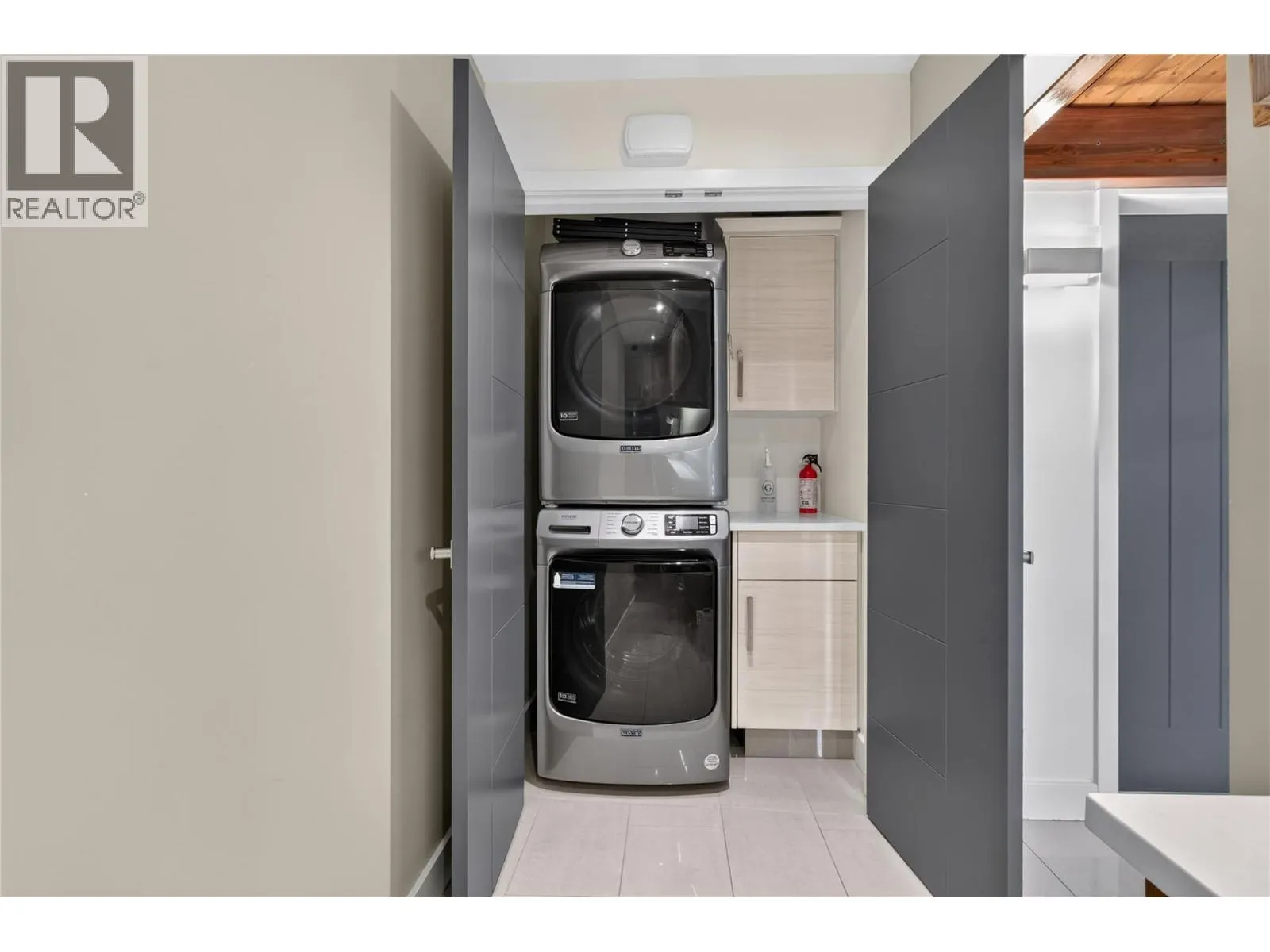 433 Churchill Avenue Unit# 102