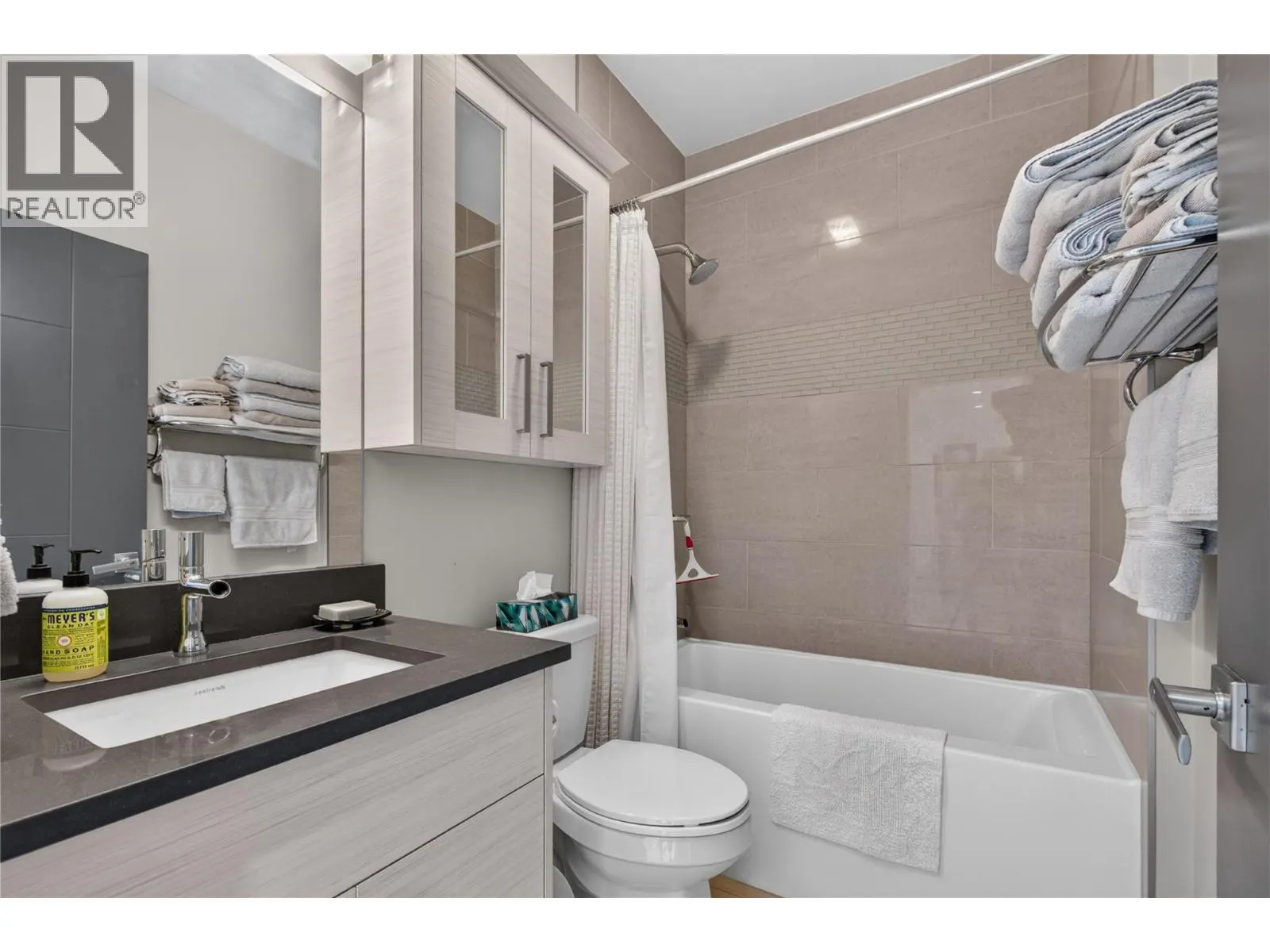 433 Churchill Avenue Unit# 102