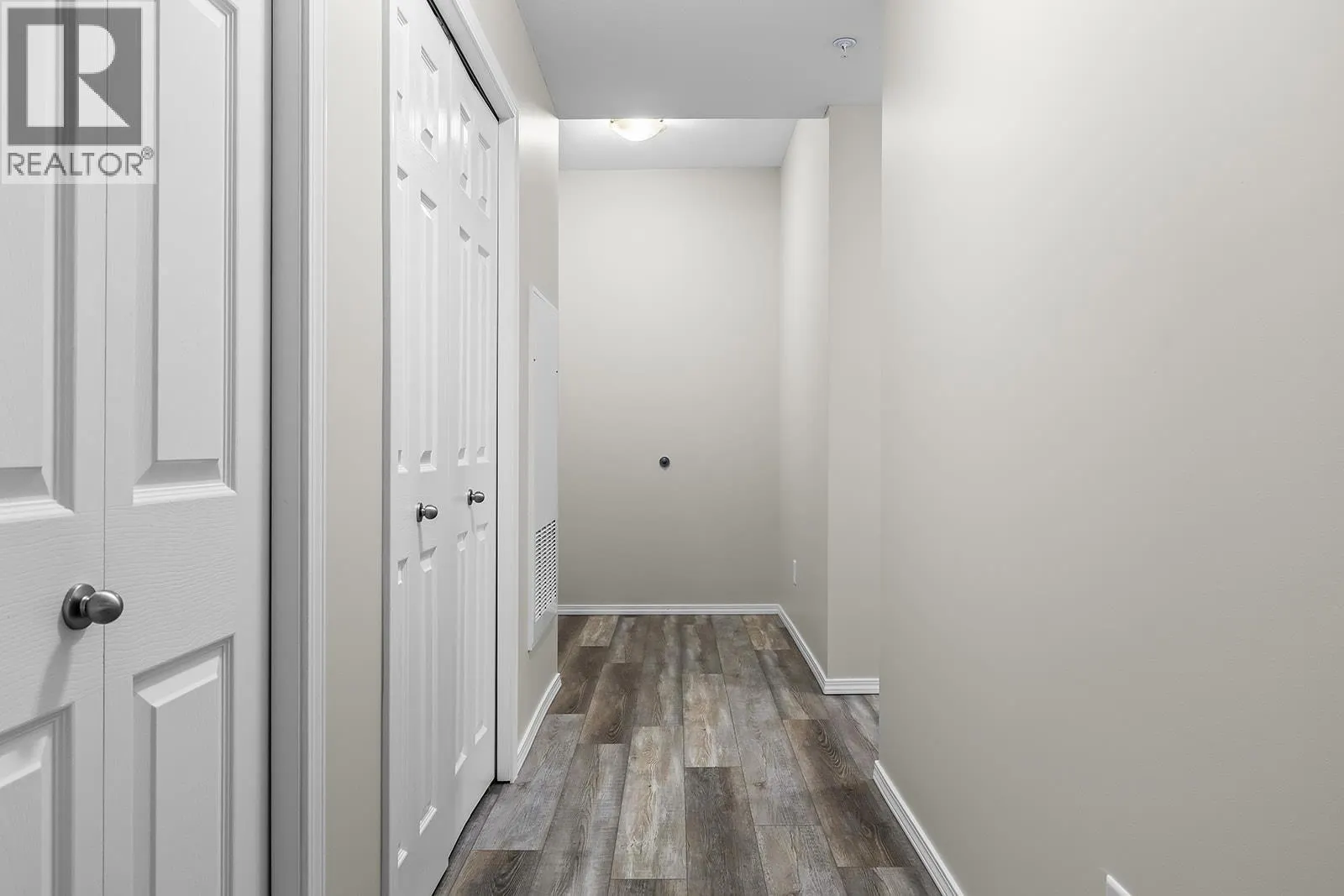 1873 Country Club Drive Unit# 2221