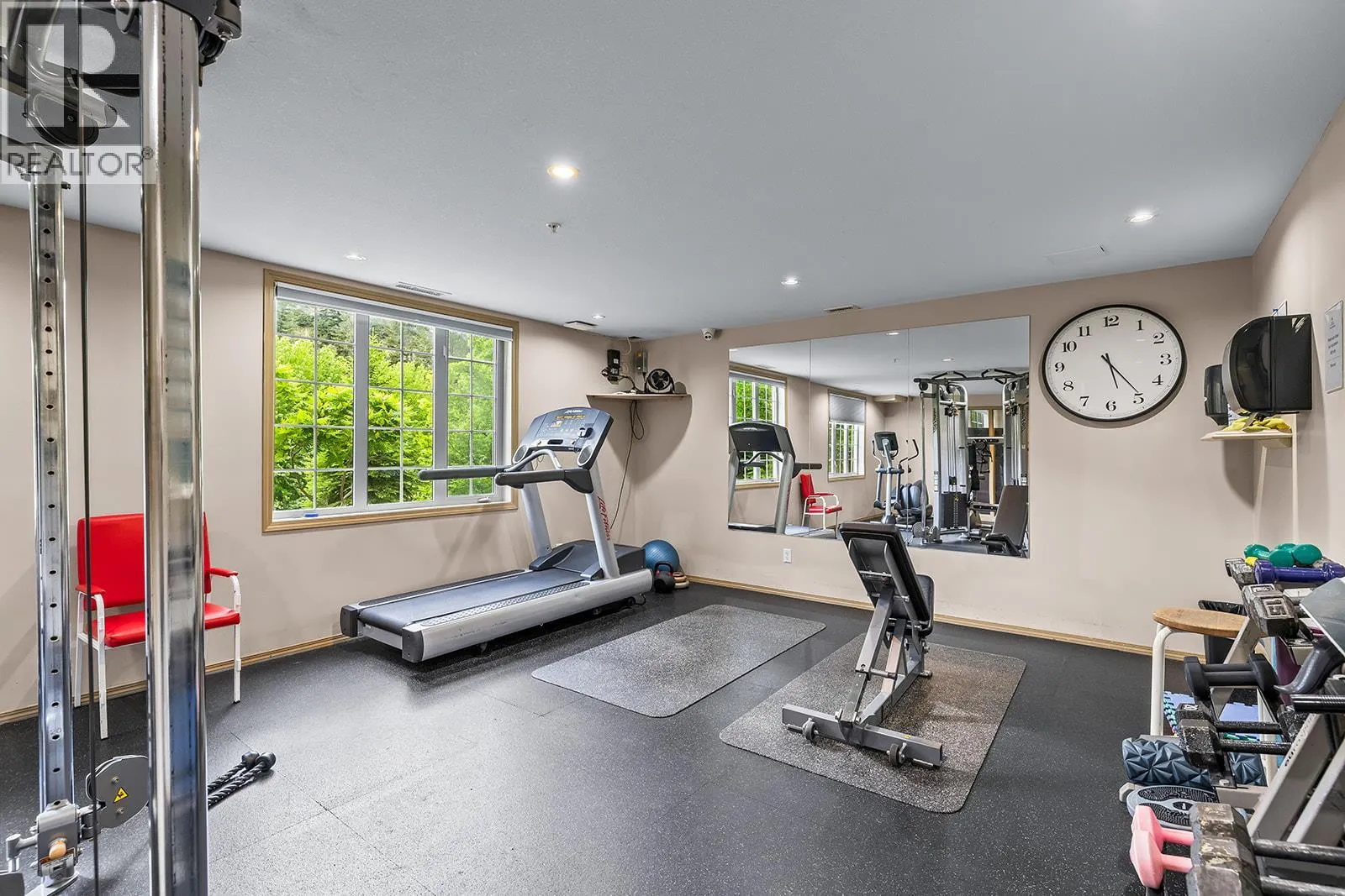 1873 Country Club Drive Unit# 2221