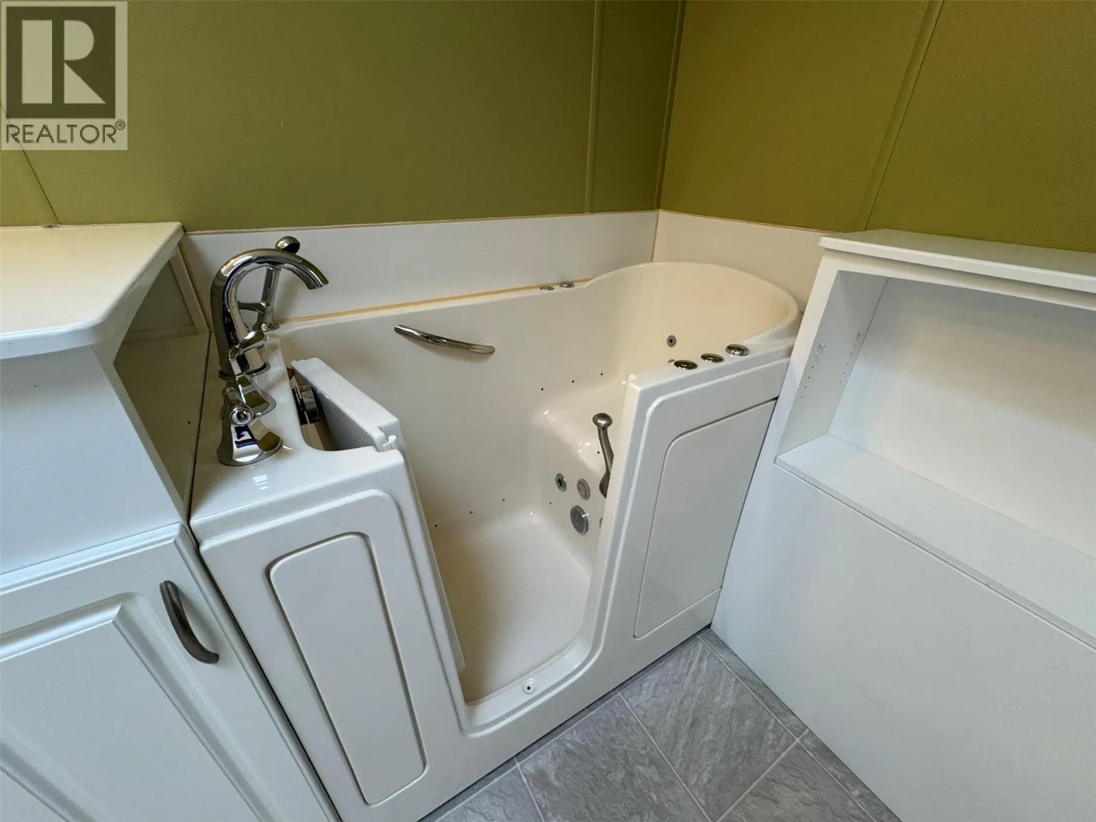 5455 Almond Gardens Road Unit# E4