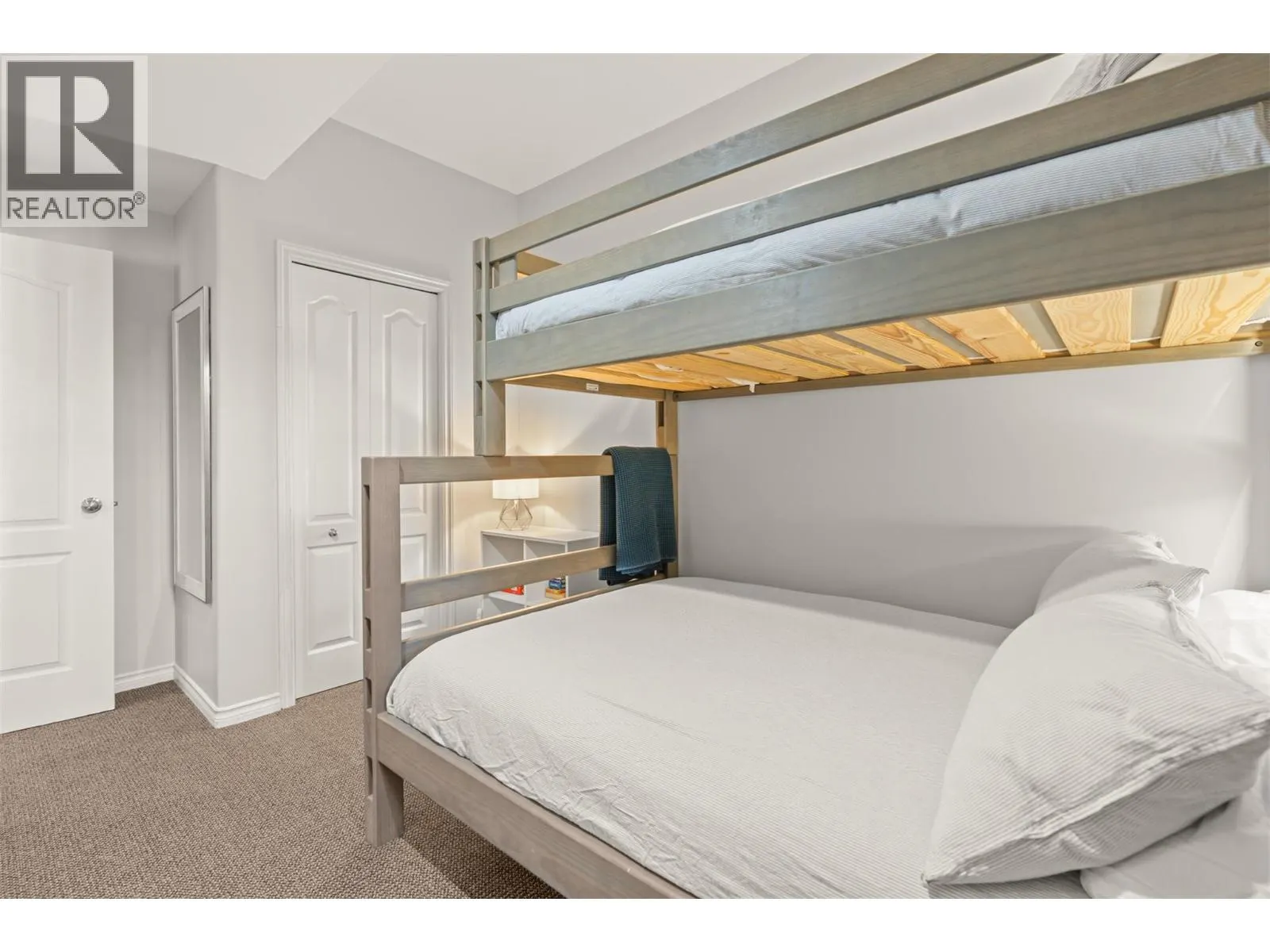 290 Silver Queen Road Unit# 1