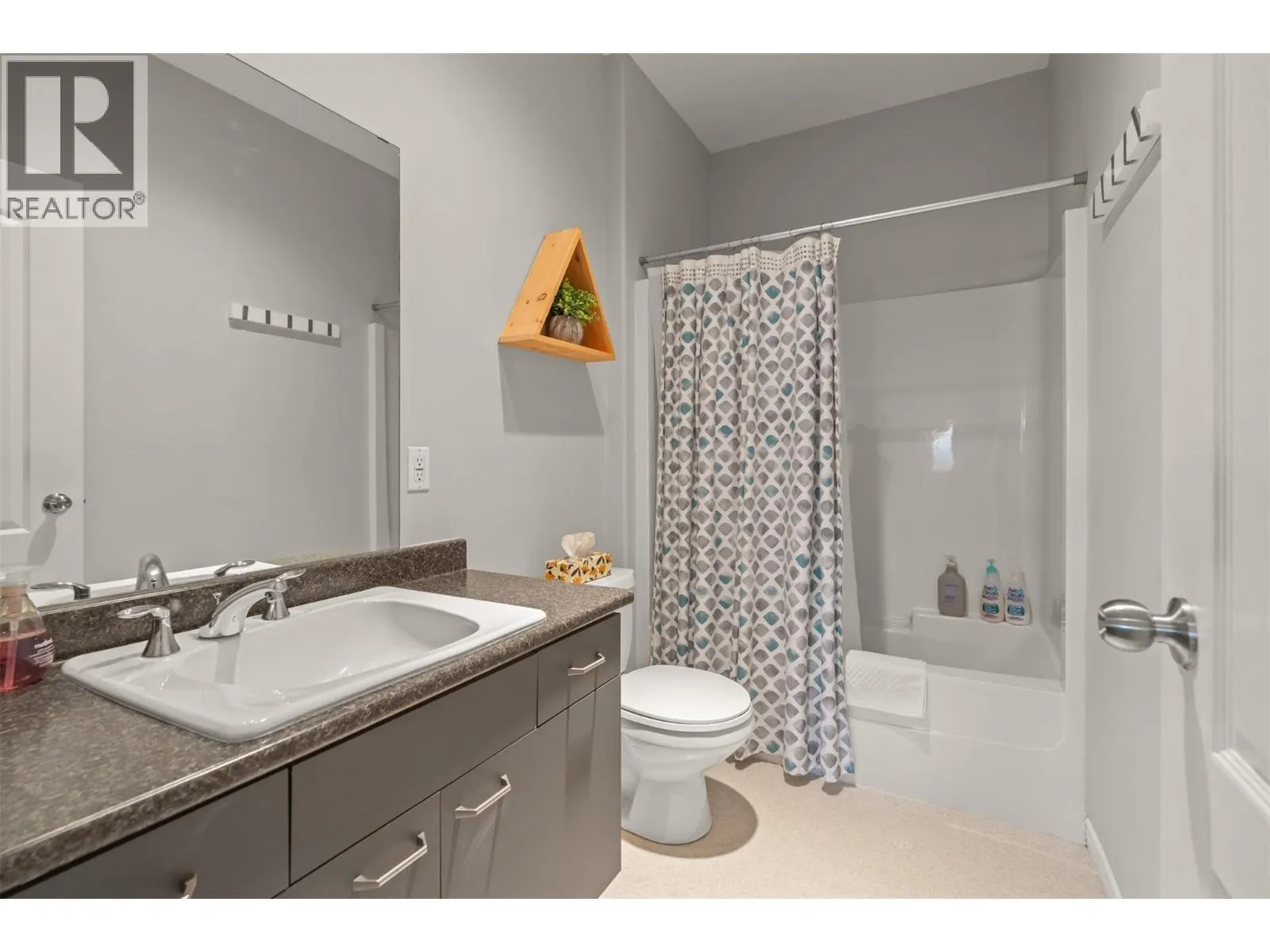 290 Silver Queen Road Unit# 1