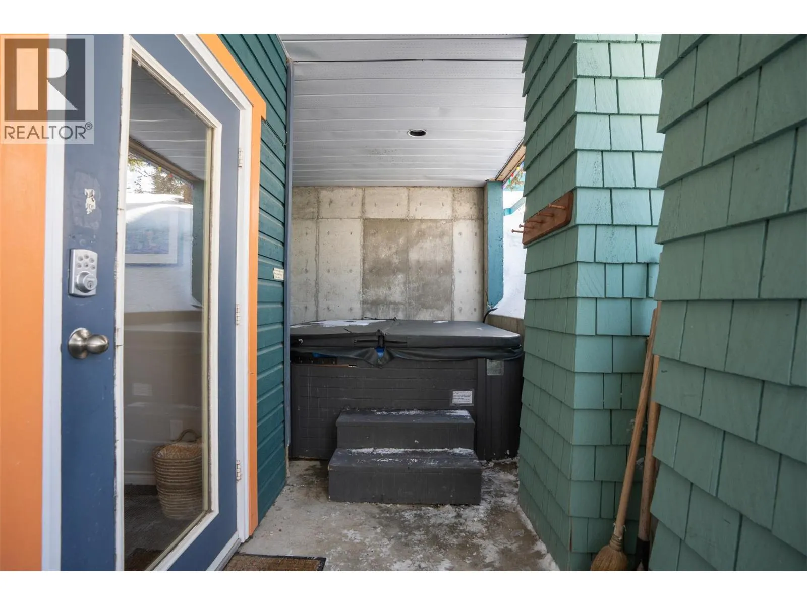 290 Silver Queen Road Unit# 1