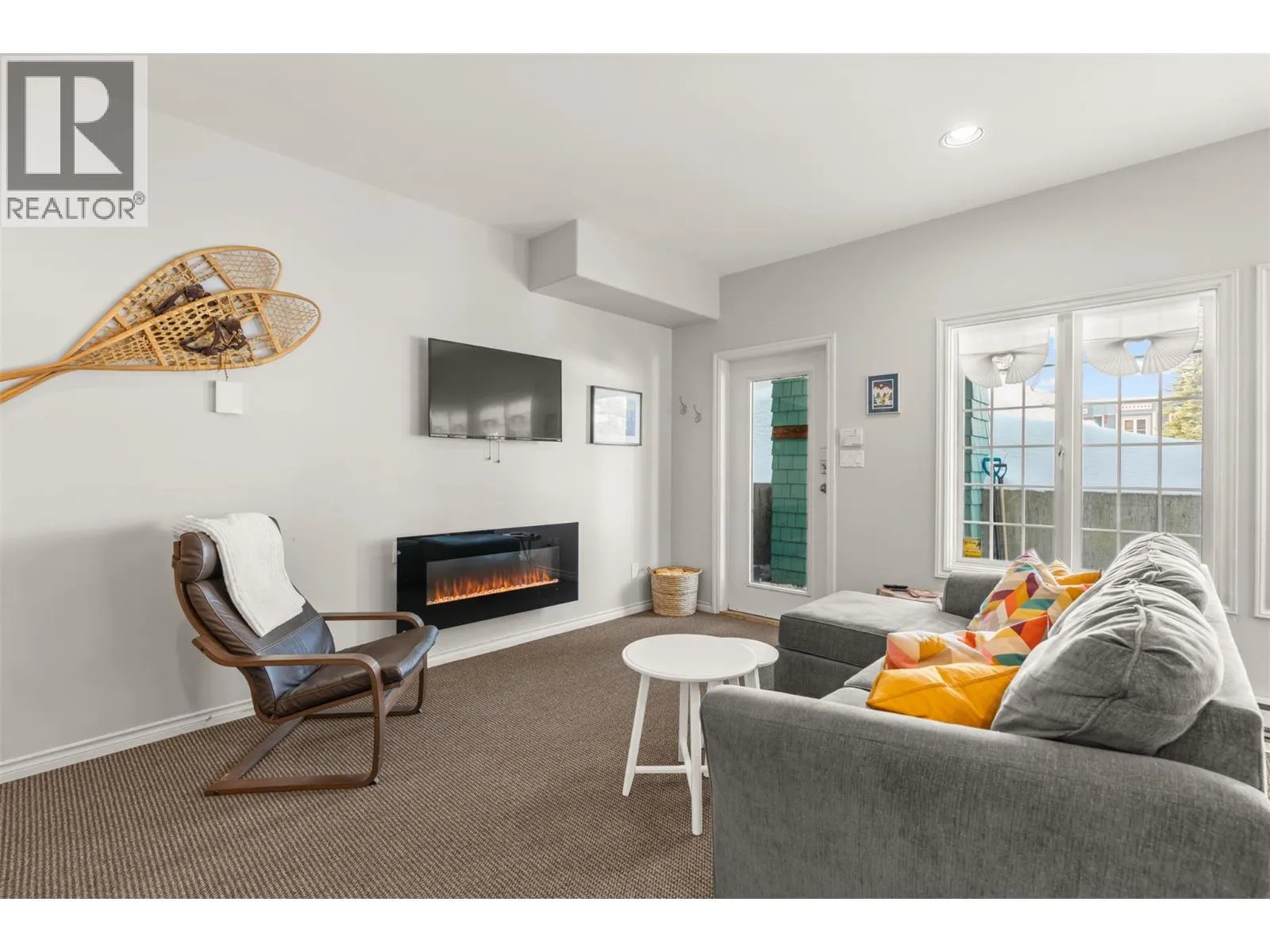 290 Silver Queen Road Unit# 1