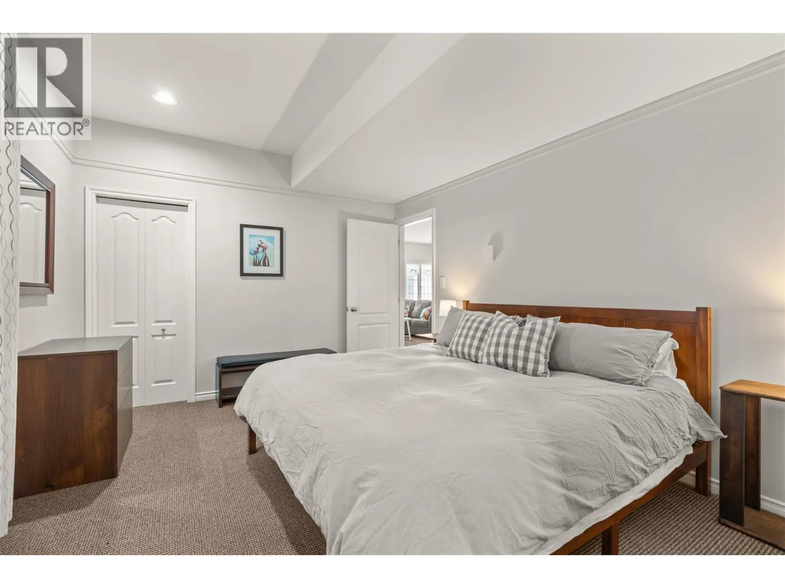 290 Silver Queen Road Unit# 1