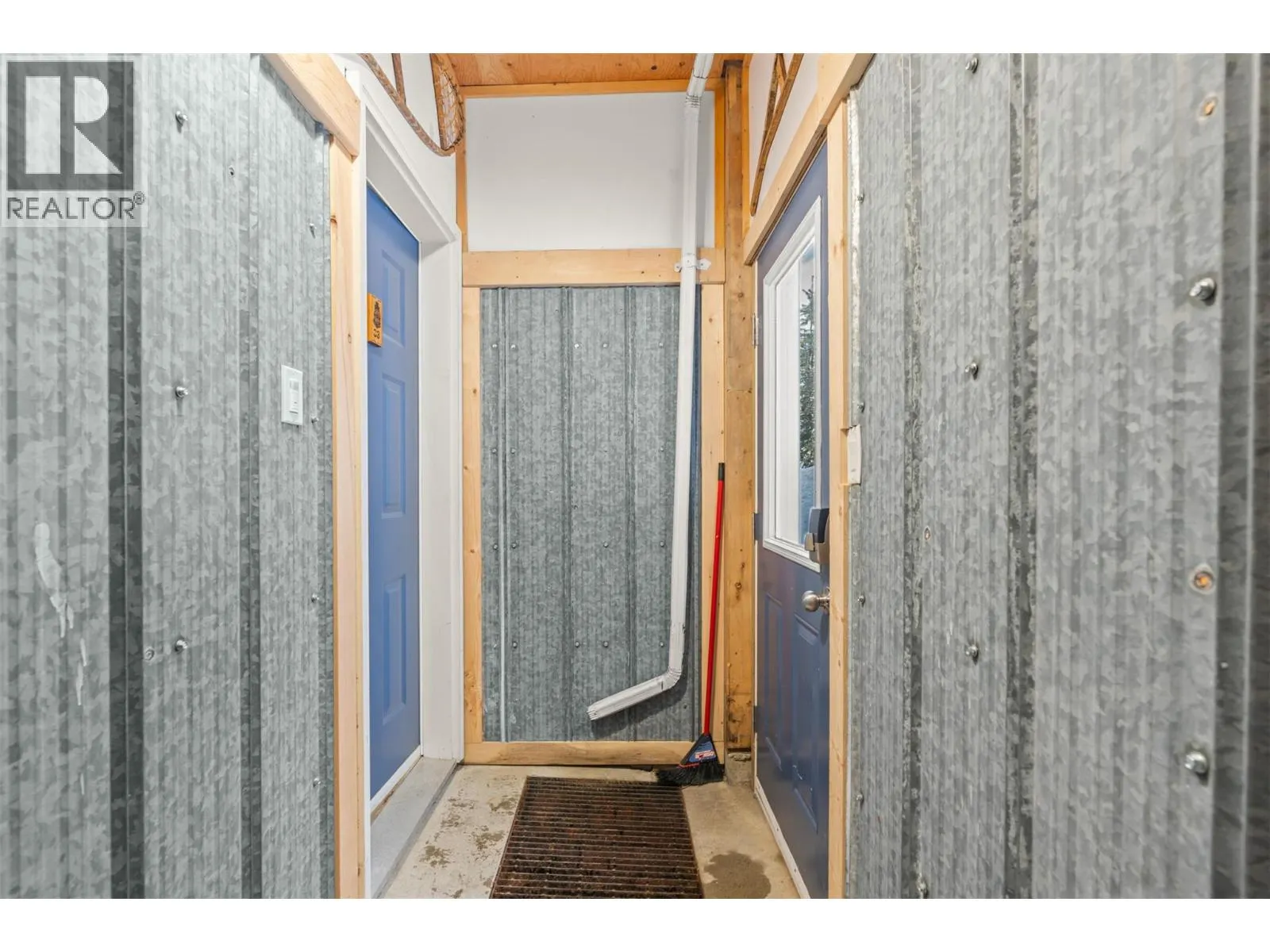 290 Silver Queen Road Unit# 1