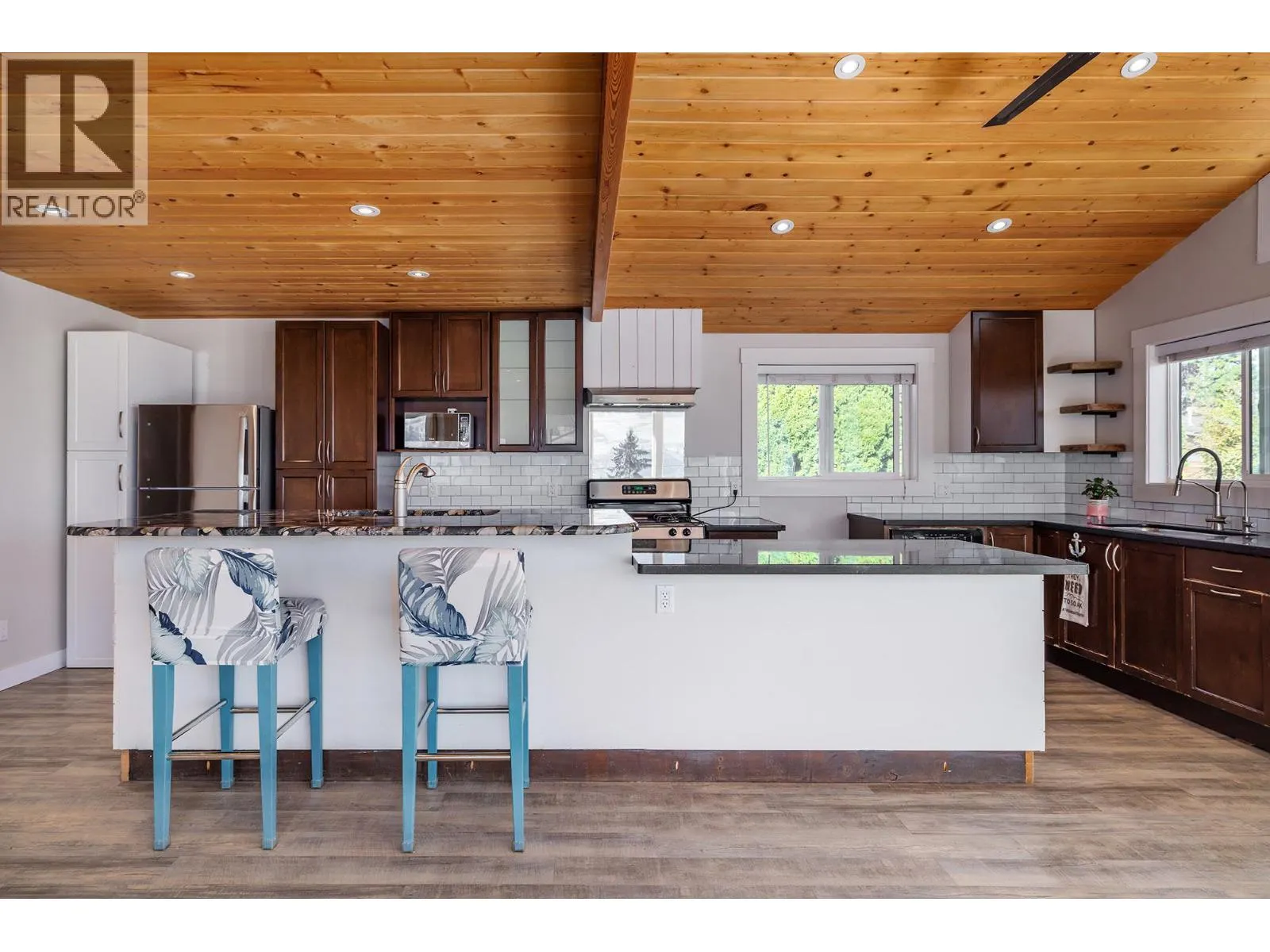 2575 Robinson Road