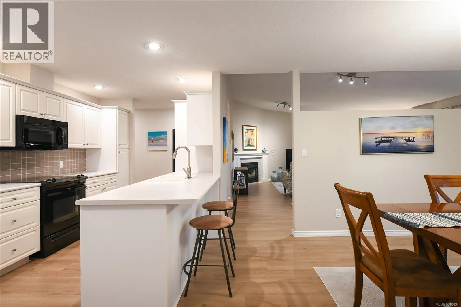 14 3100 Kensington Cres