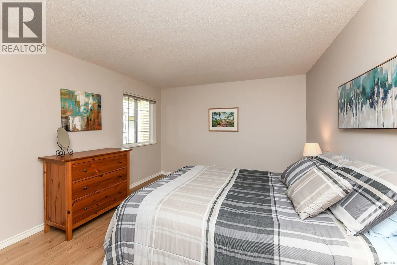 14 3100 Kensington Cres