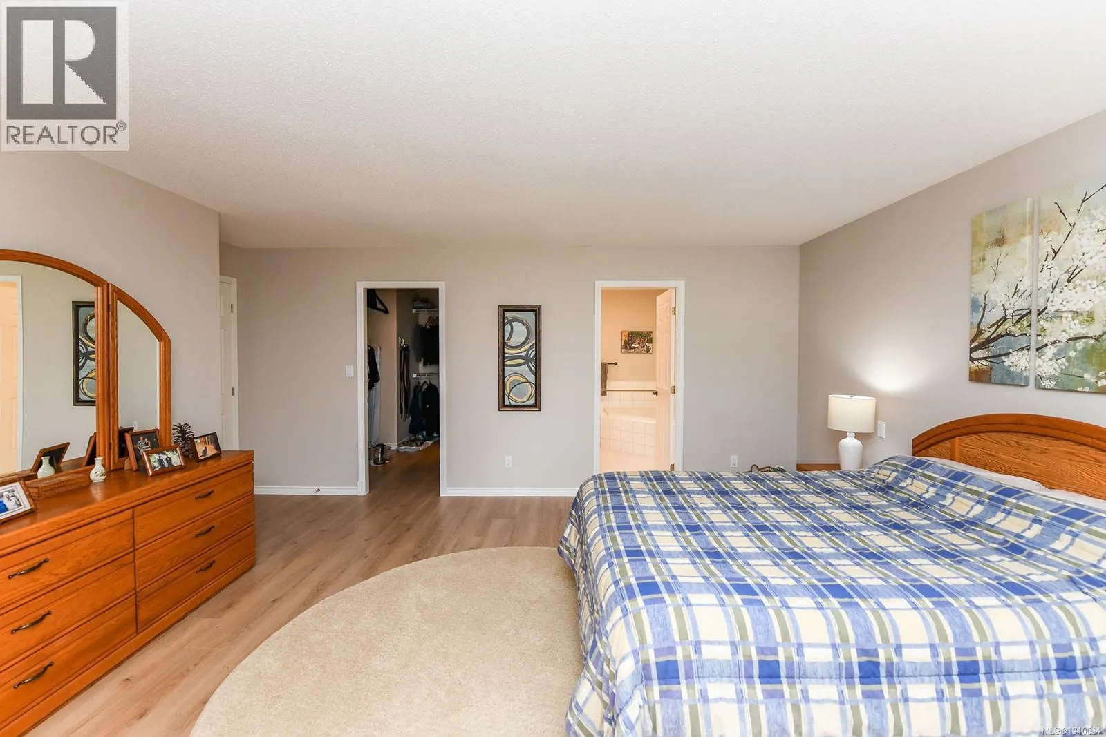 14 3100 Kensington Cres
