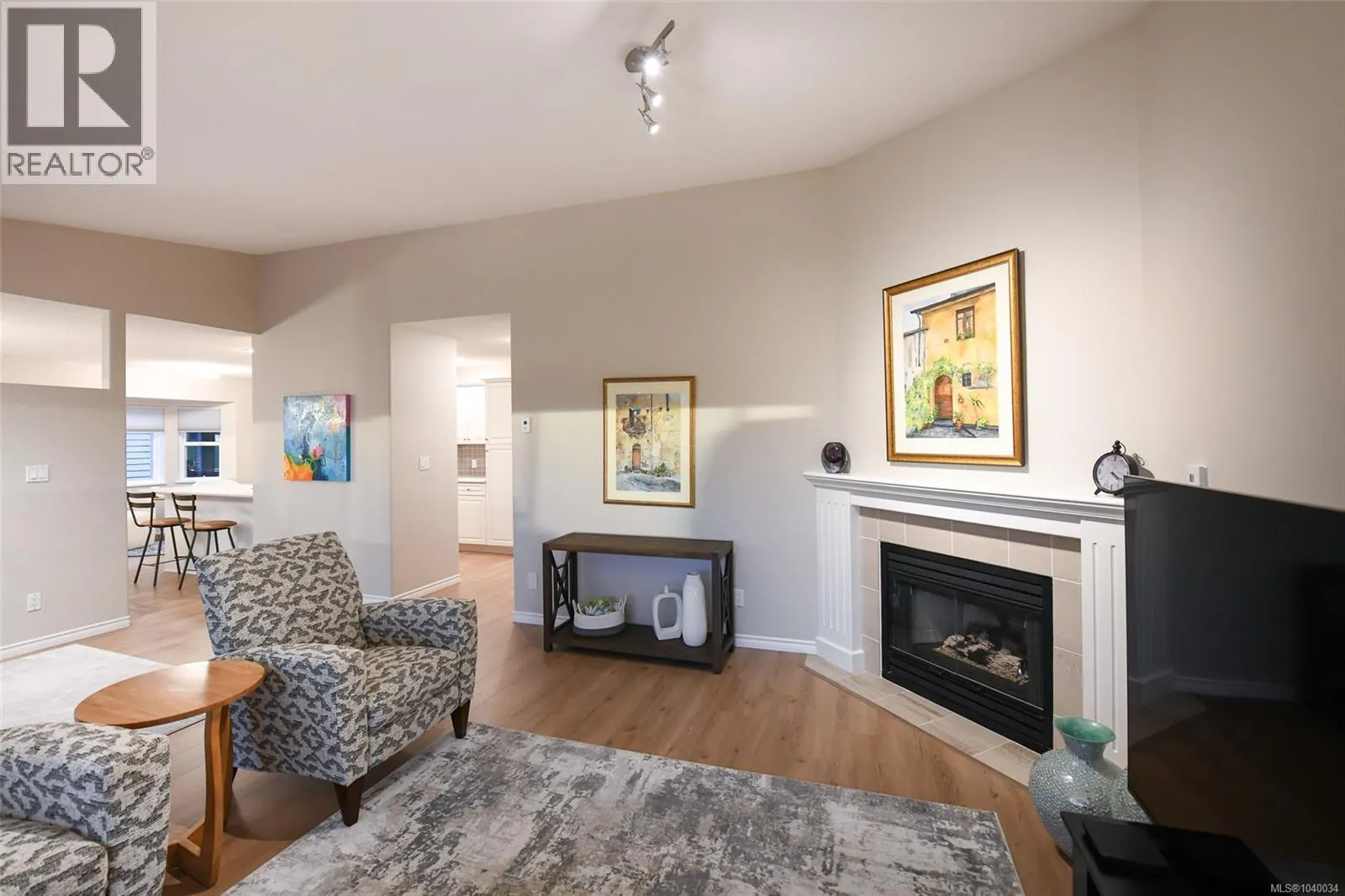 14 3100 Kensington Cres