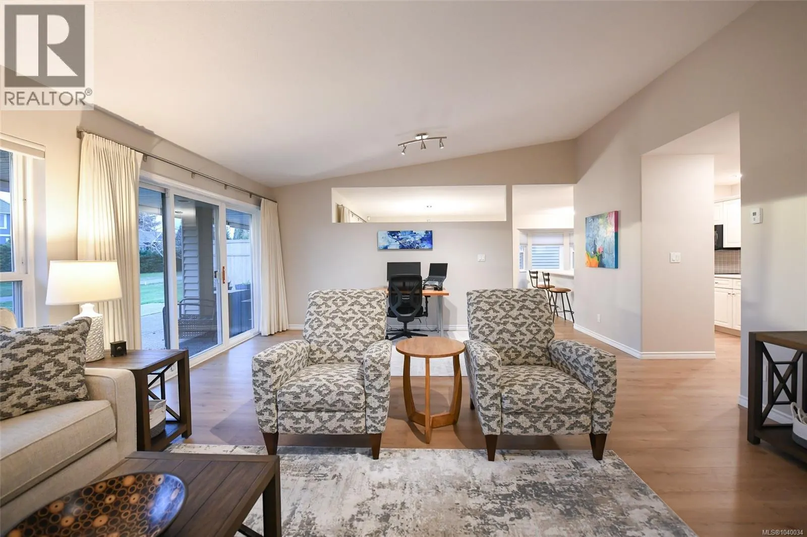 14 3100 Kensington Cres