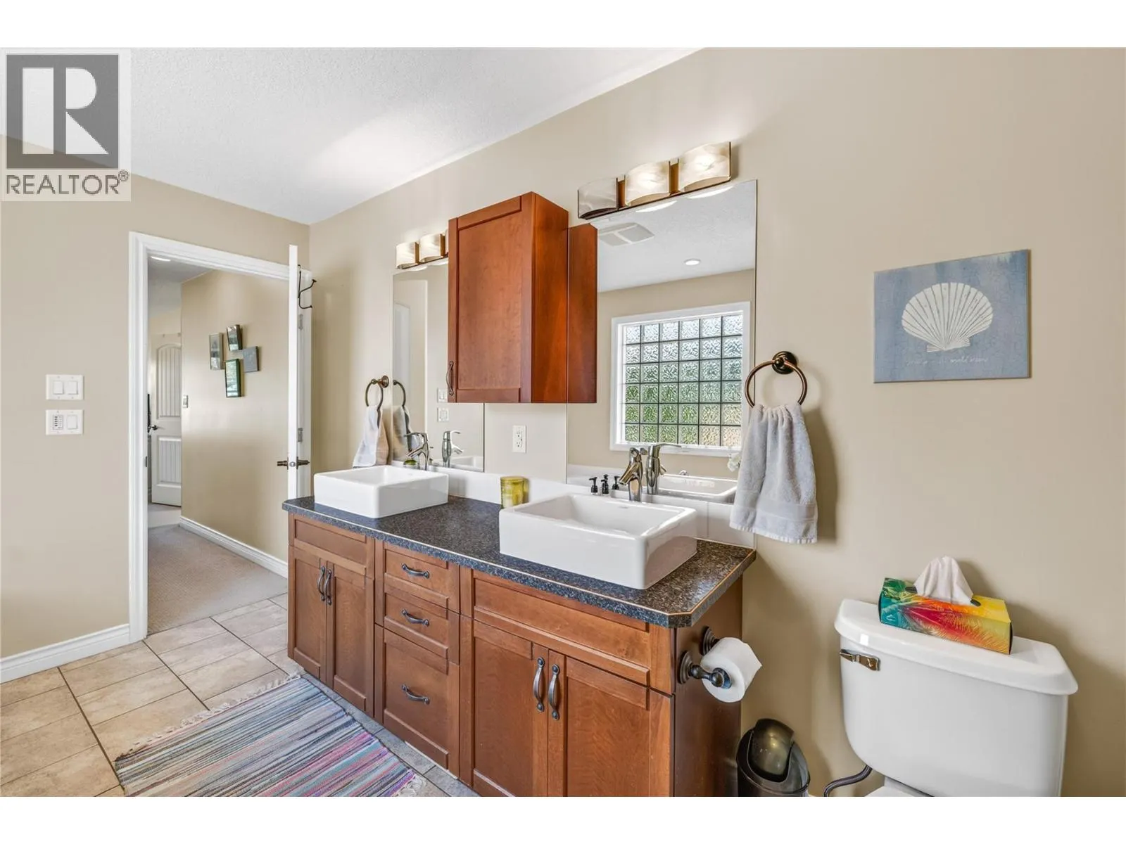 385 Douglas Avenue Unit# 102