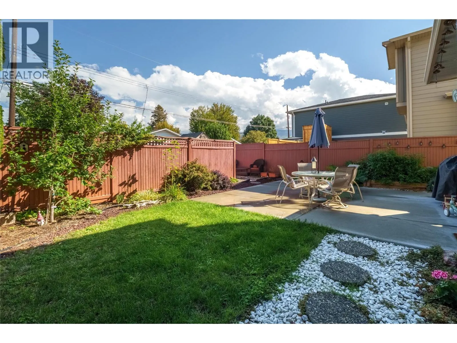 385 Douglas Avenue Unit# 102