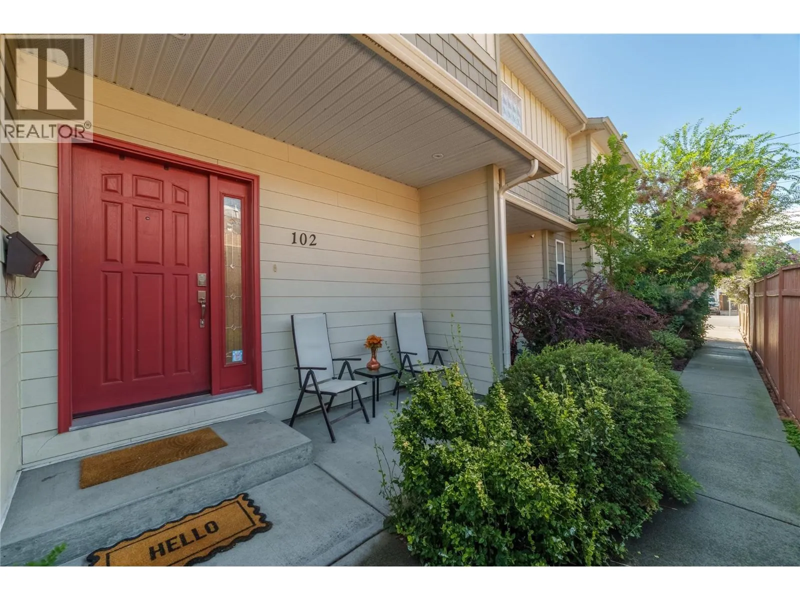 385 Douglas Avenue Unit# 102