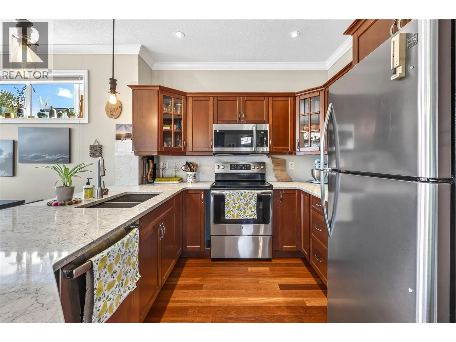 385 Douglas Avenue Unit# 102