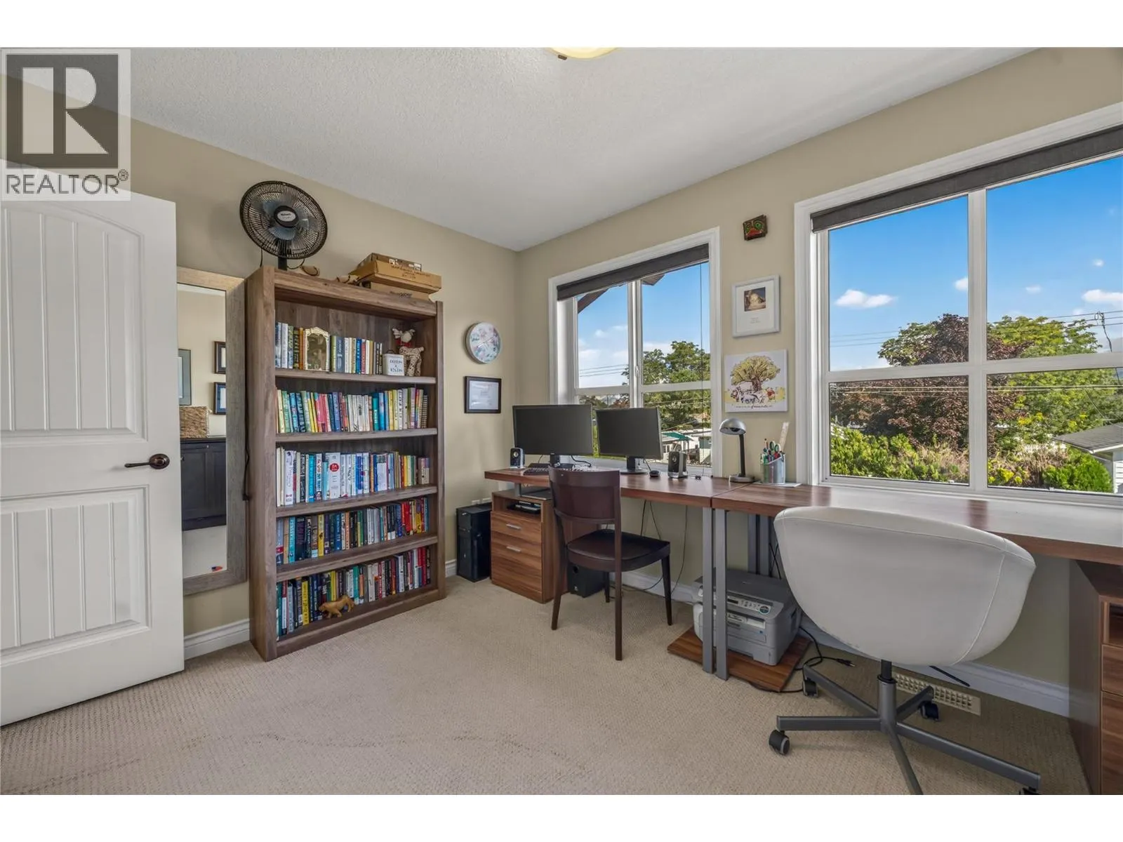 385 Douglas Avenue Unit# 102