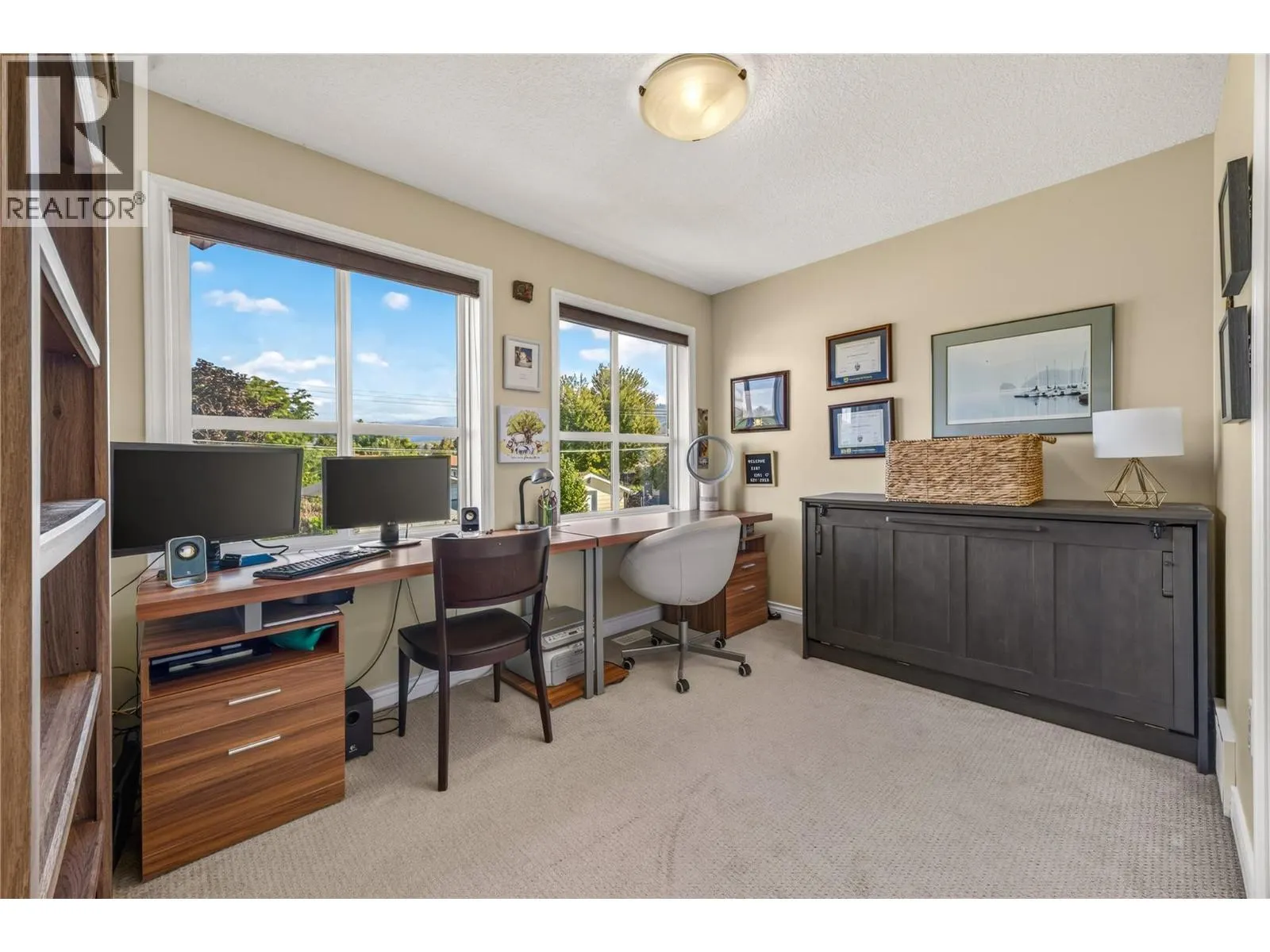 385 Douglas Avenue Unit# 102