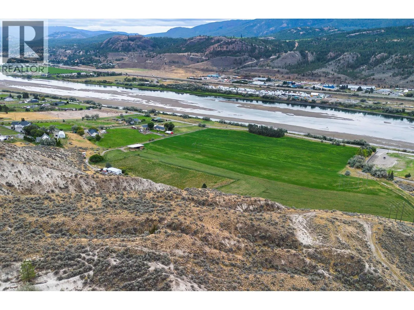 3059 SHUSWAP  E Road