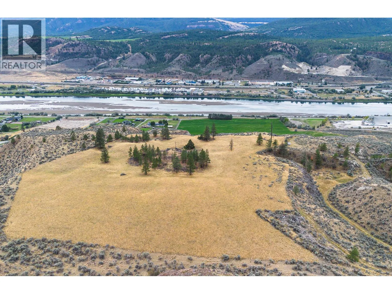 3059 SHUSWAP  E Road