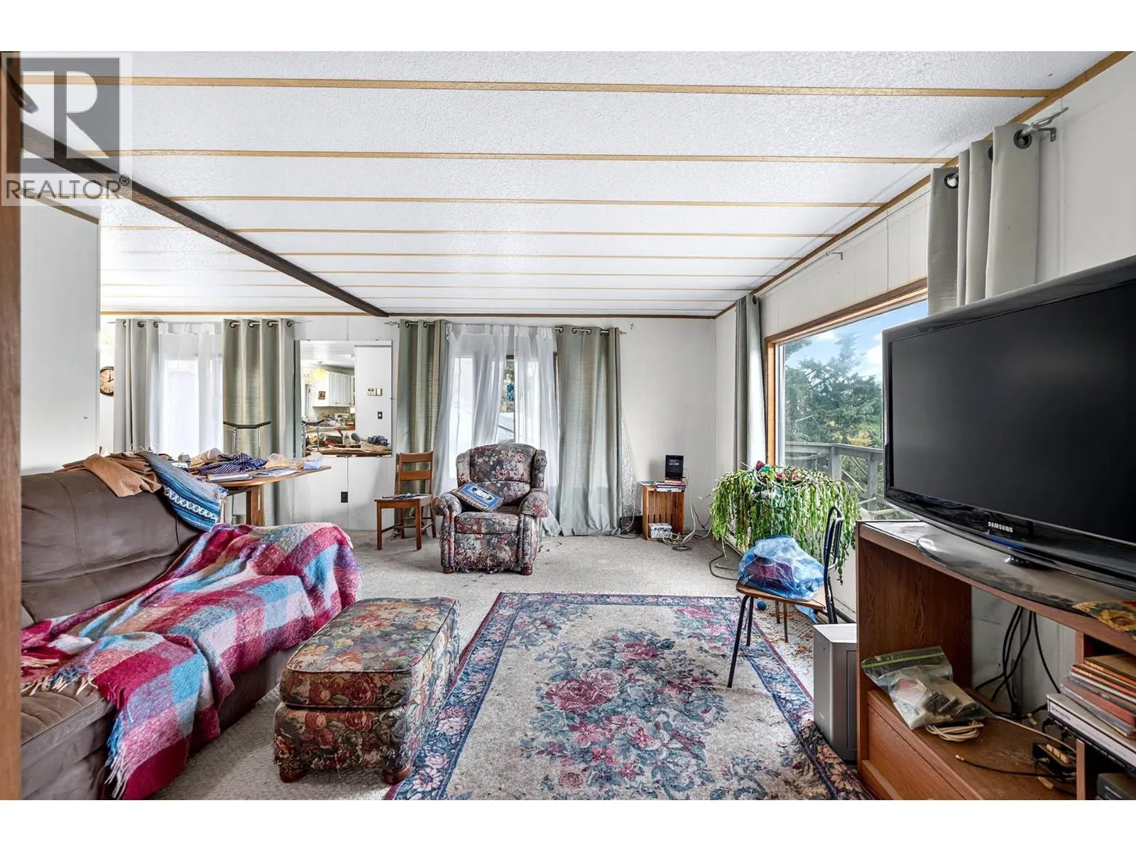 3059 SHUSWAP  E Road