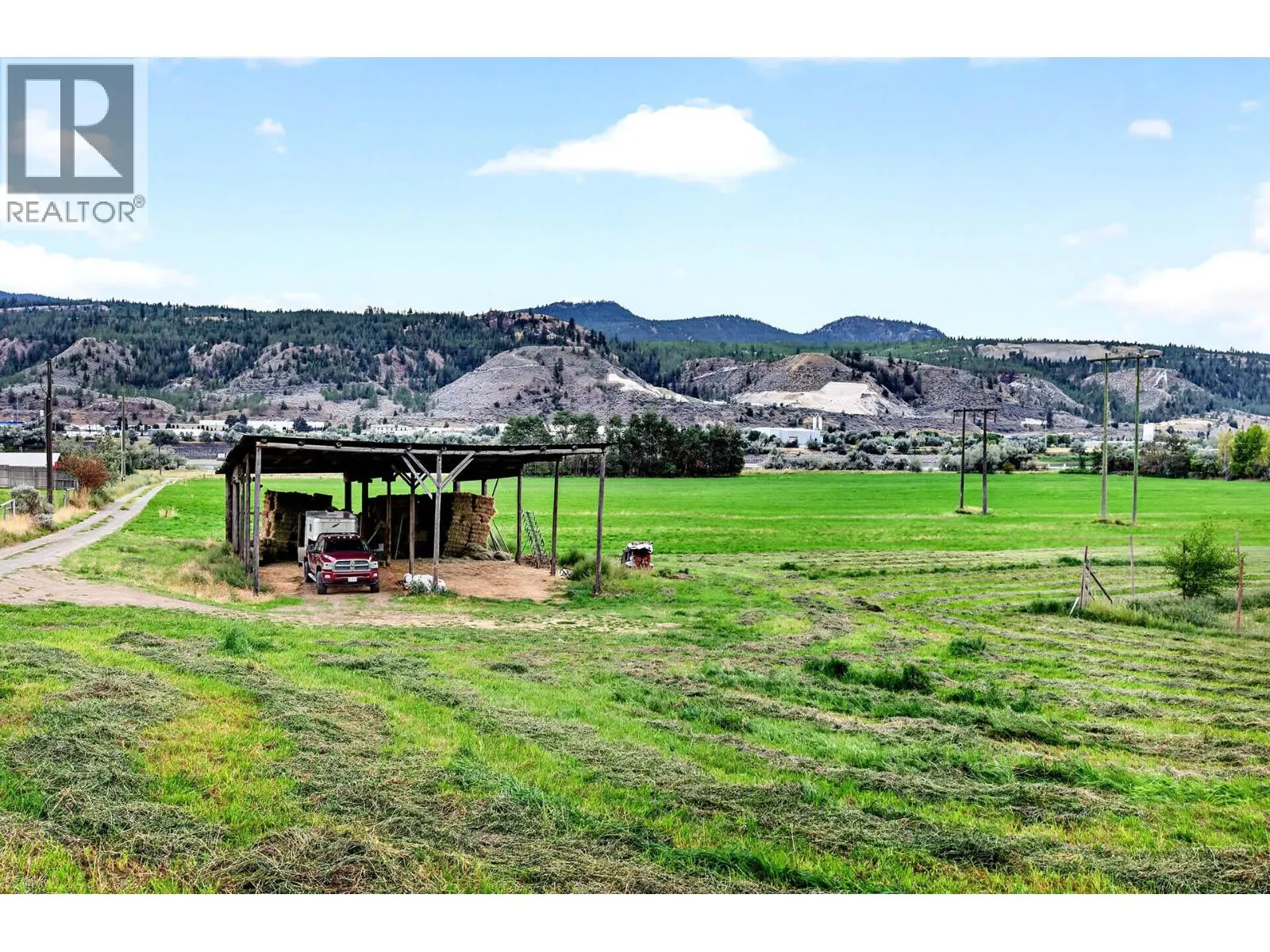 3059 SHUSWAP  E Road