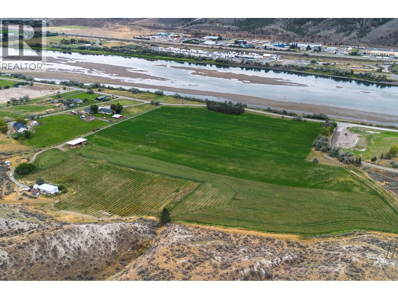 3059 SHUSWAP  E Road