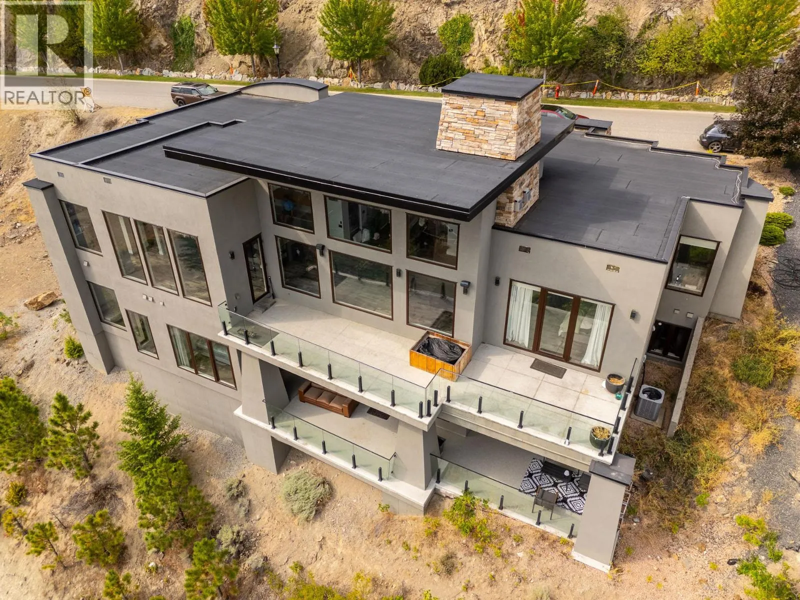 1851 Diamond View Drive