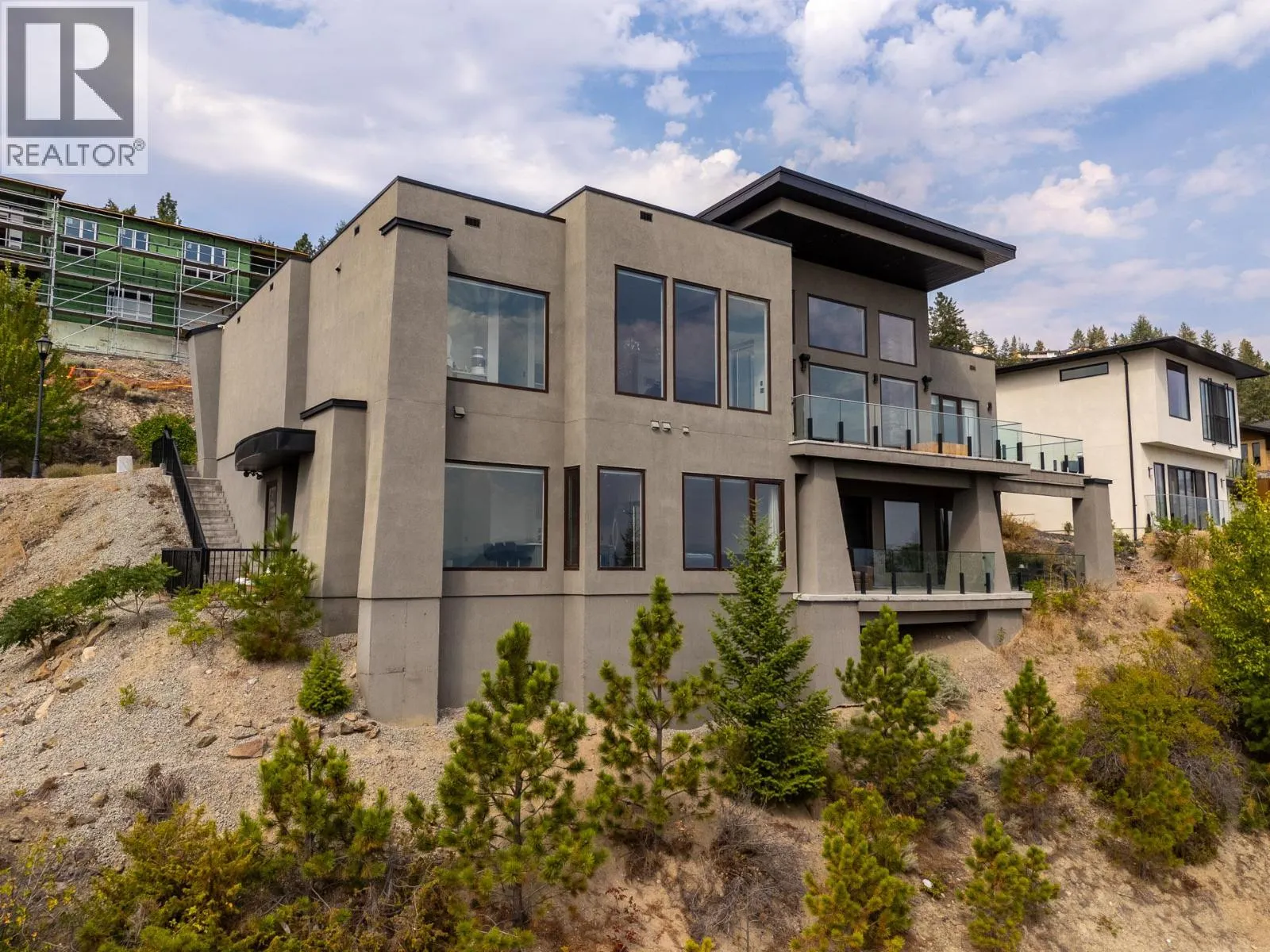 1851 Diamond View Drive