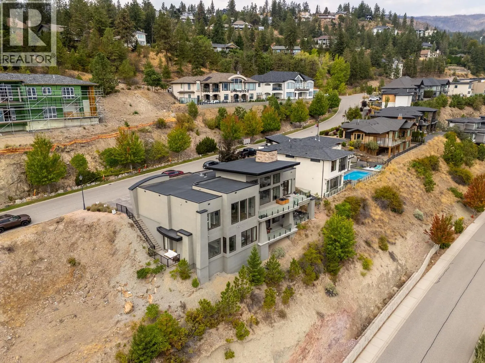 1851 Diamond View Drive