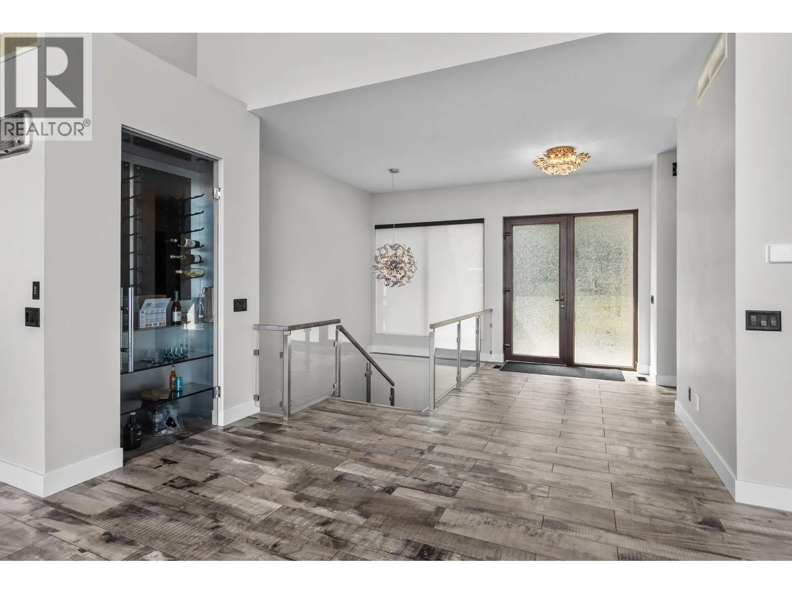 1851 Diamond View Drive