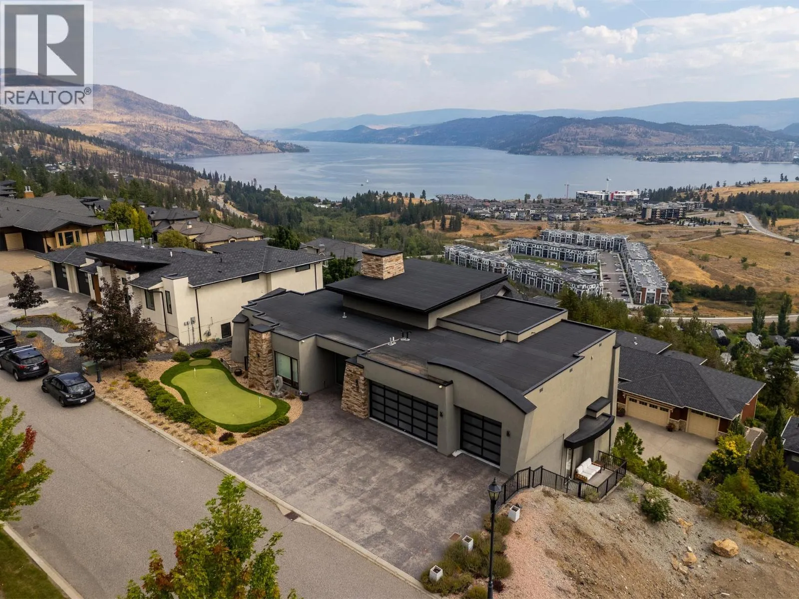 1851 Diamond View Drive