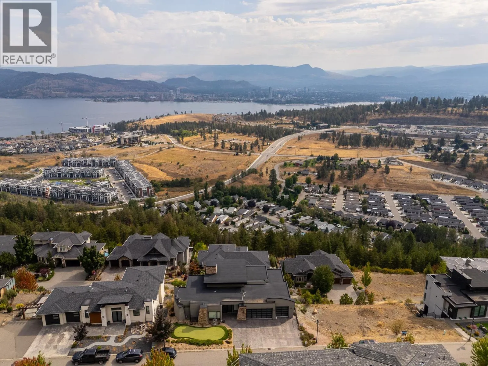 1851 Diamond View Drive