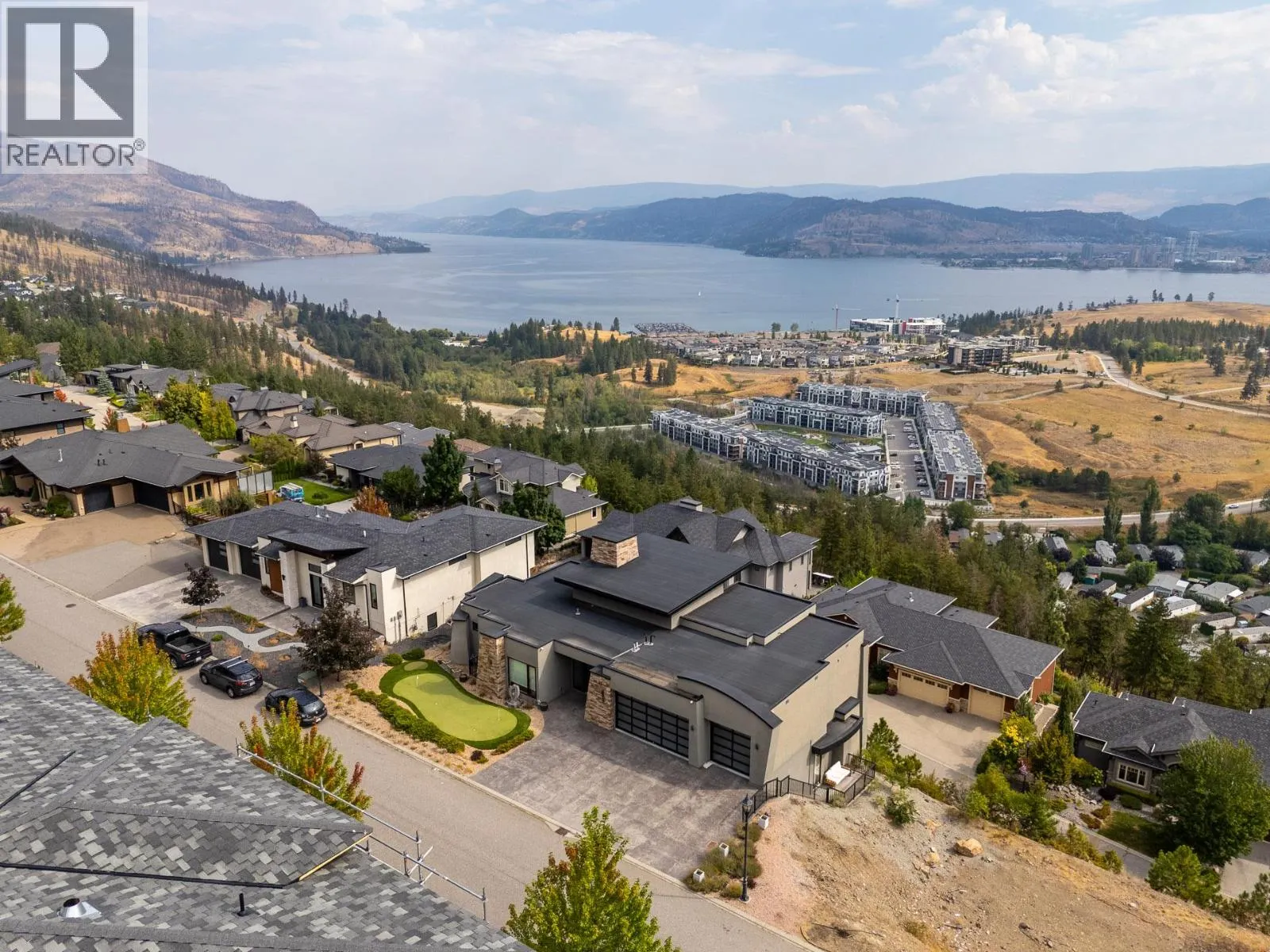 1851 Diamond View Drive