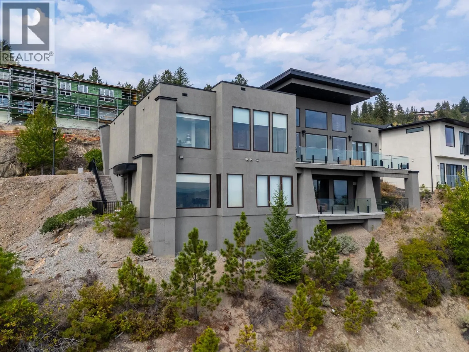 1851 Diamond View Drive