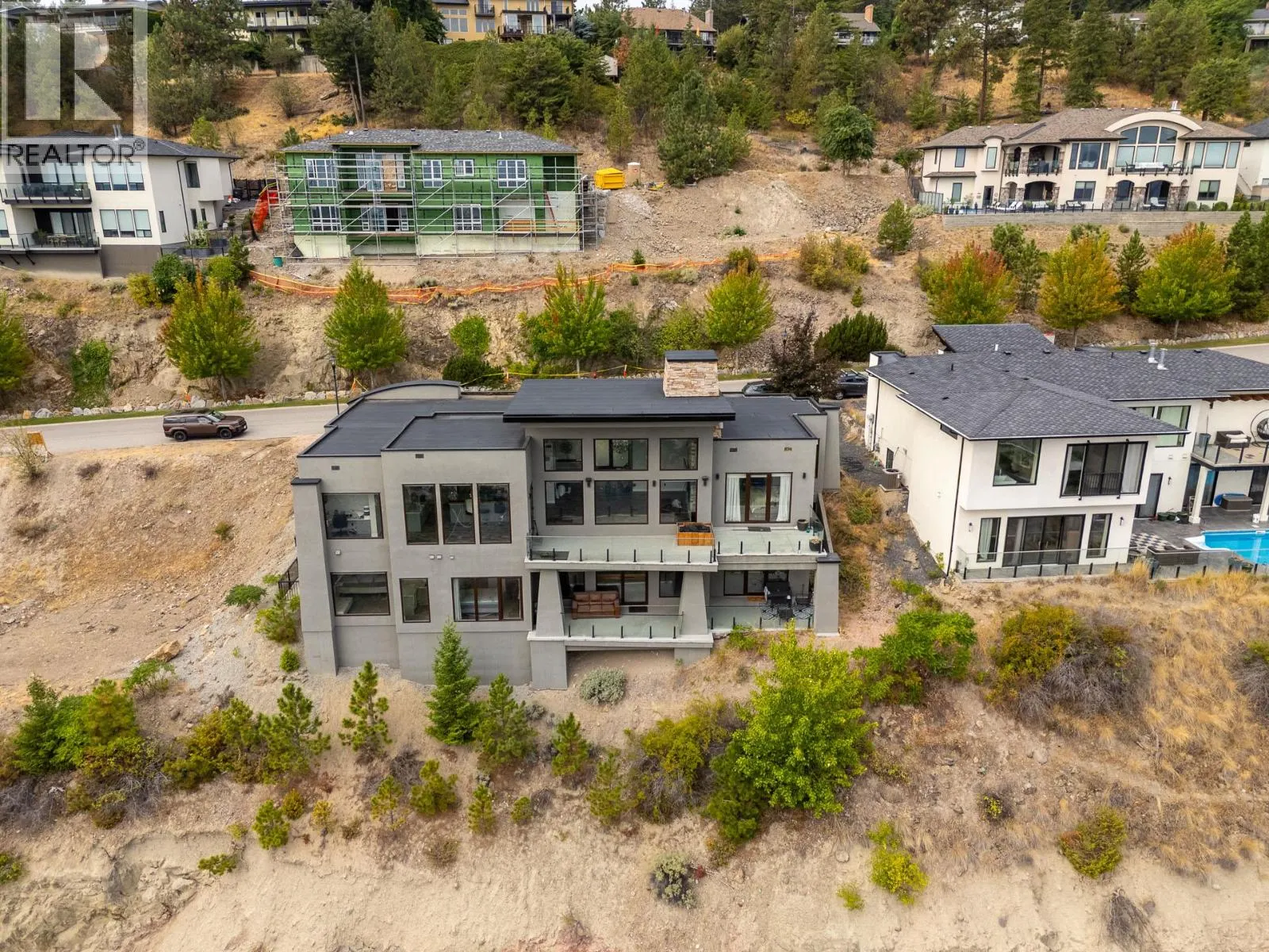 1851 Diamond View Drive