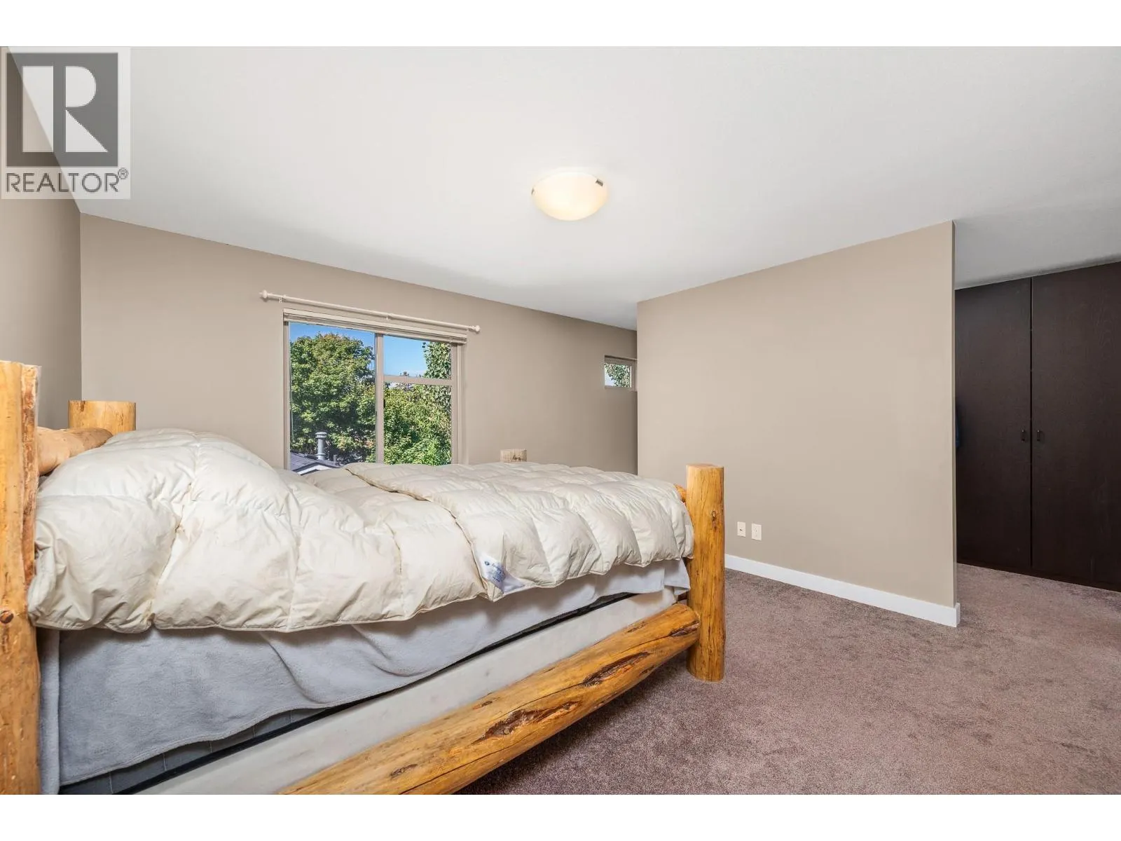 1703 43 Avenue Unit# 2