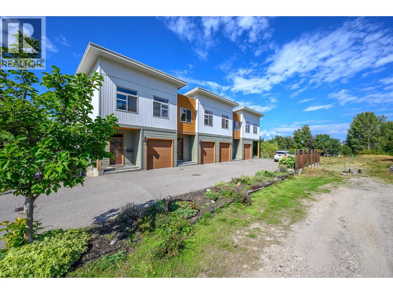 1703 43 Avenue Unit# 2