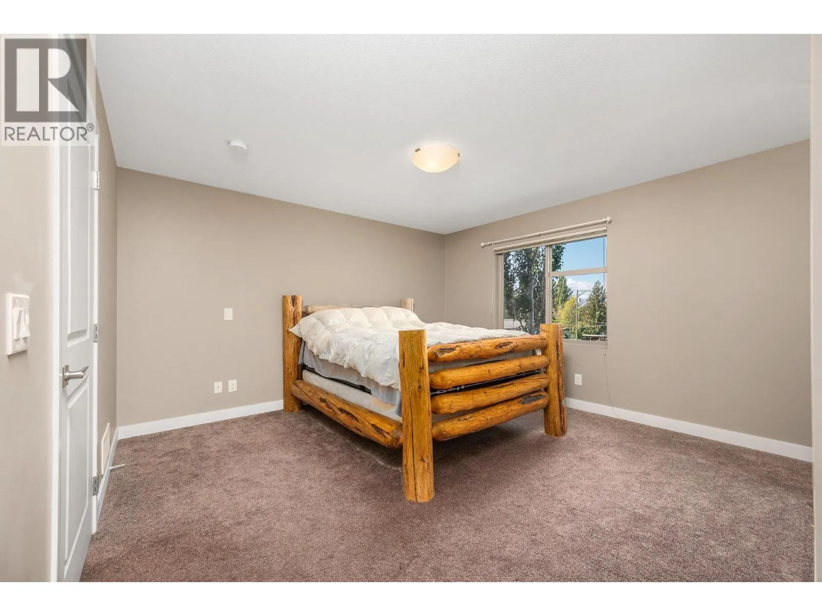 1703 43 Avenue Unit# 2
