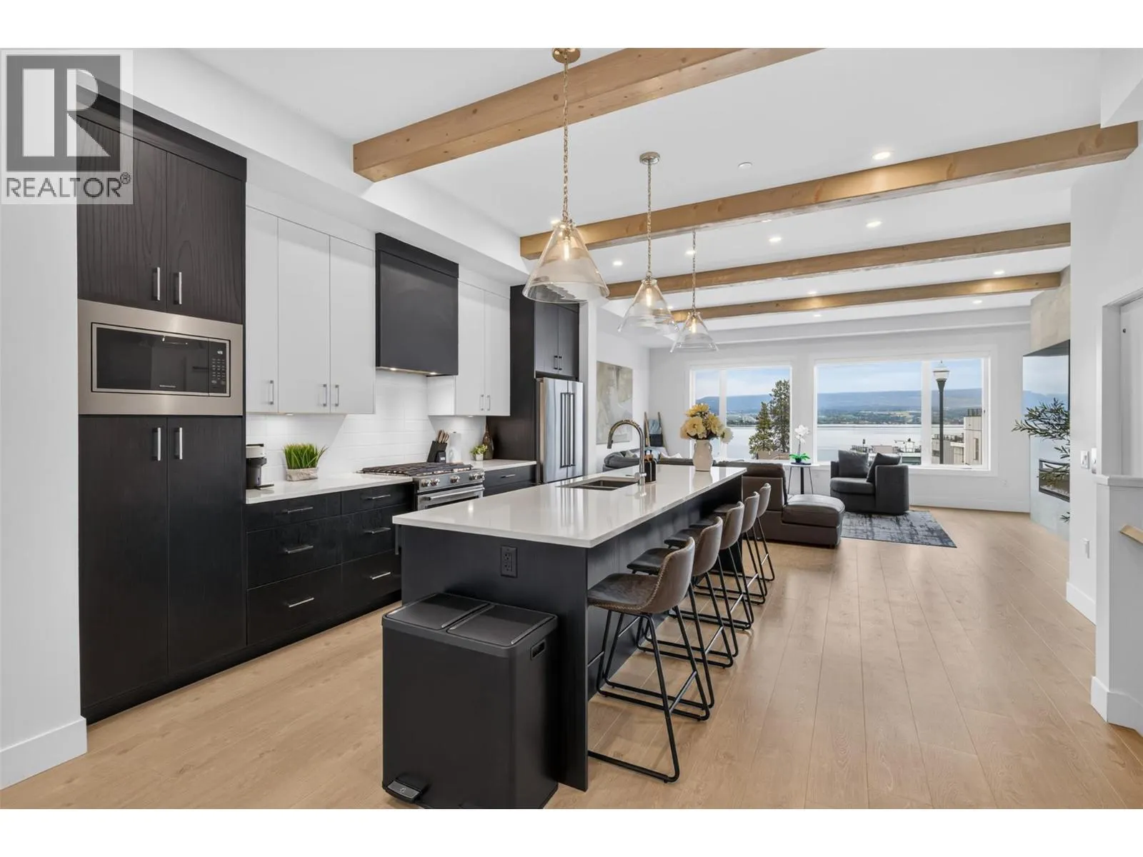 2100 Campbell Place Unit# 103