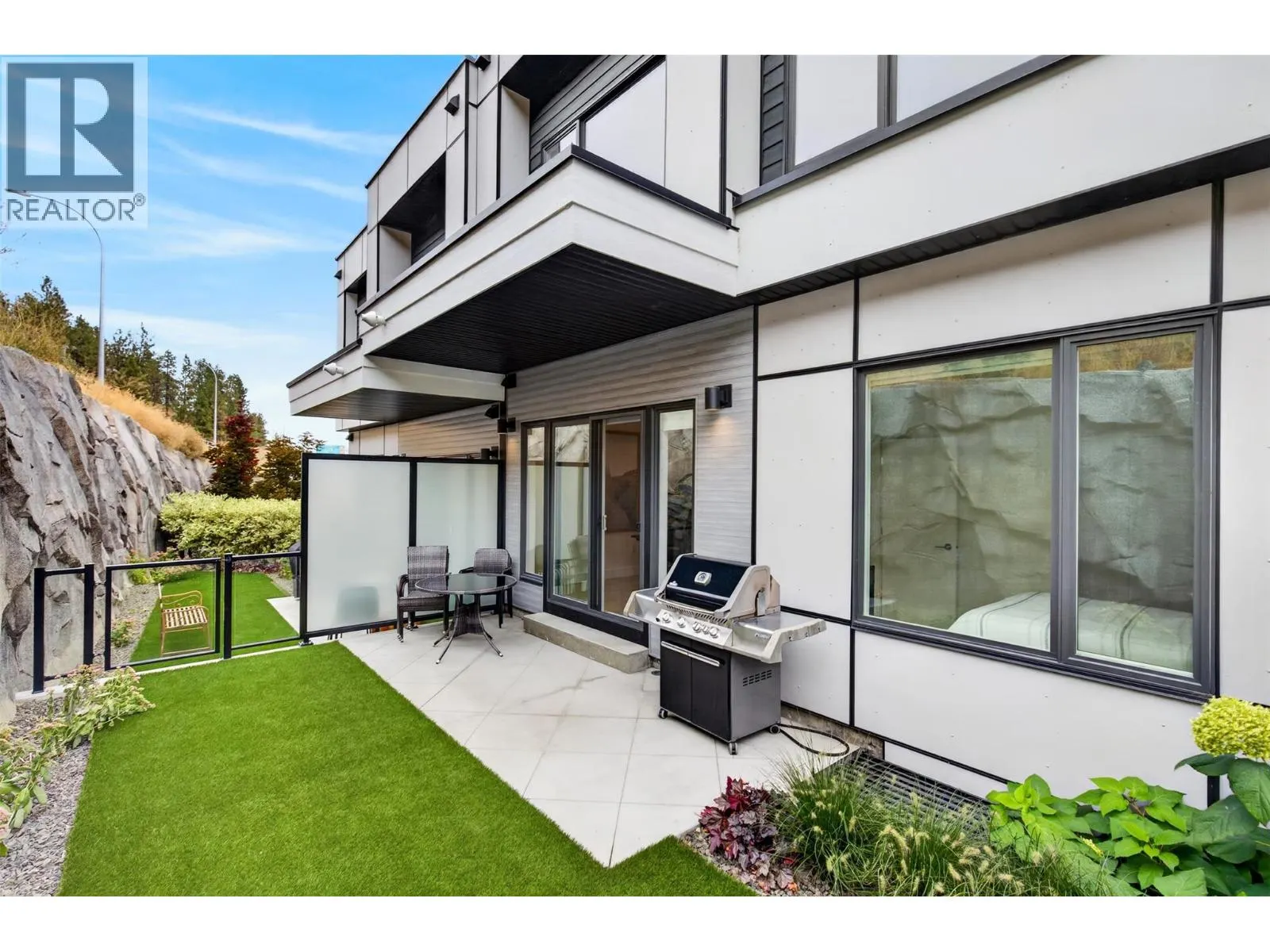 2100 Campbell Place Unit# 103