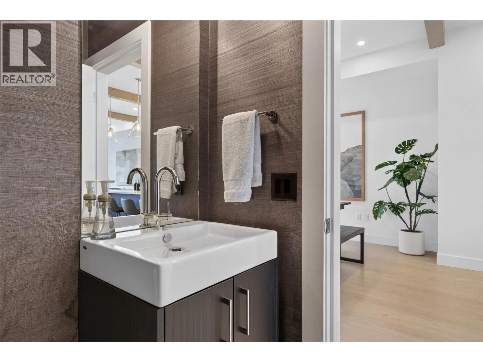 2100 Campbell Place Unit# 103