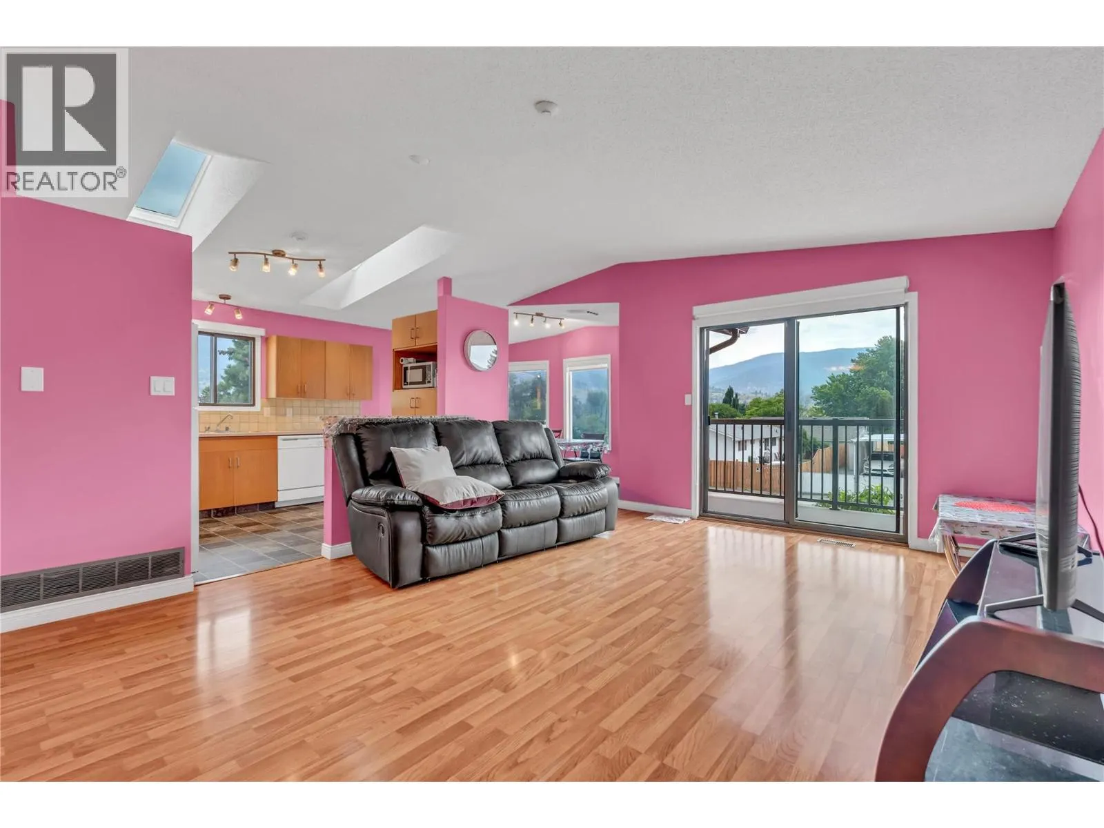 2494 Cornwall Drive